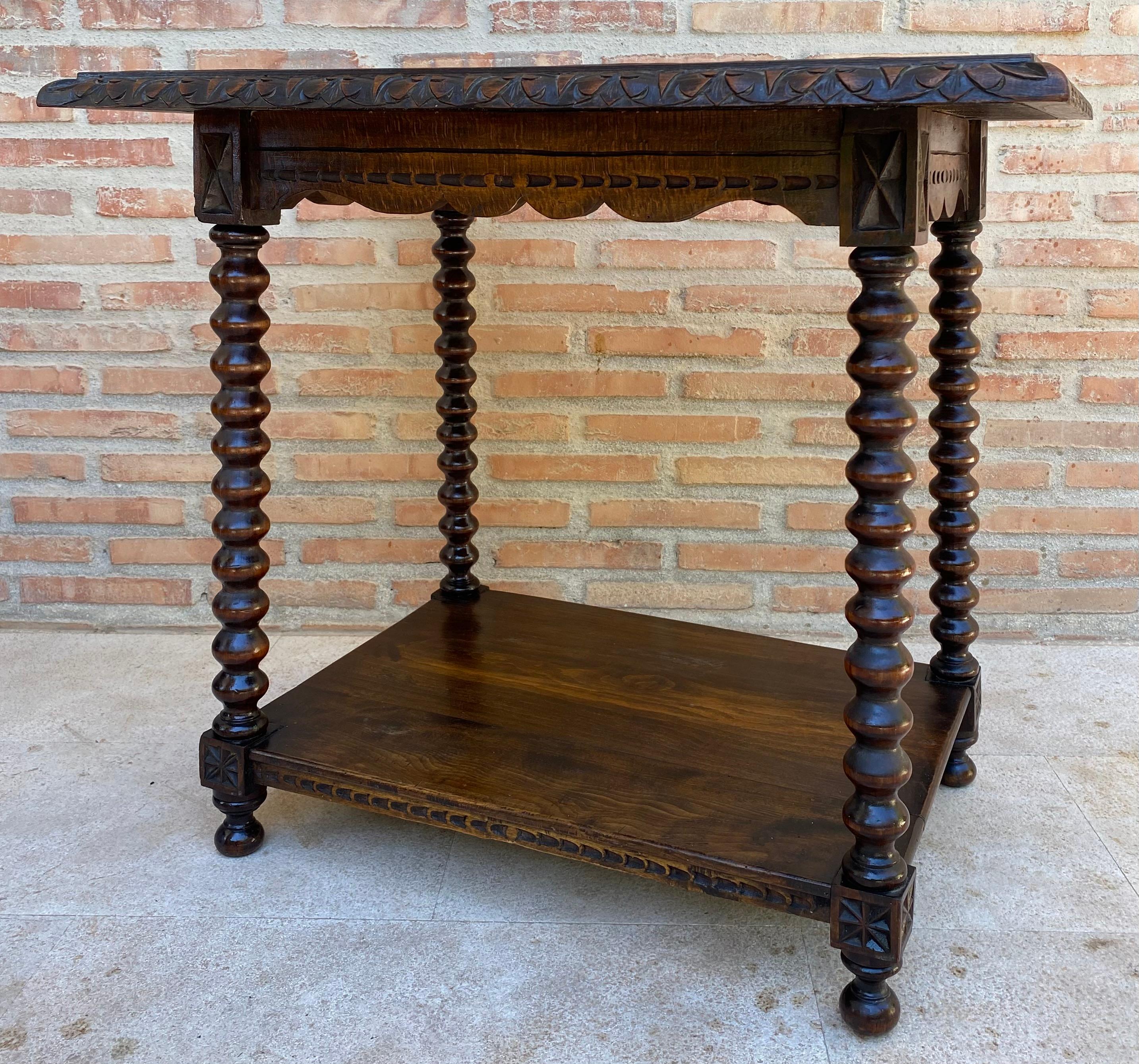 Baroque Mid-Century French Walnut Carved Side Table with Turned Legs and Low Shelf, 1940