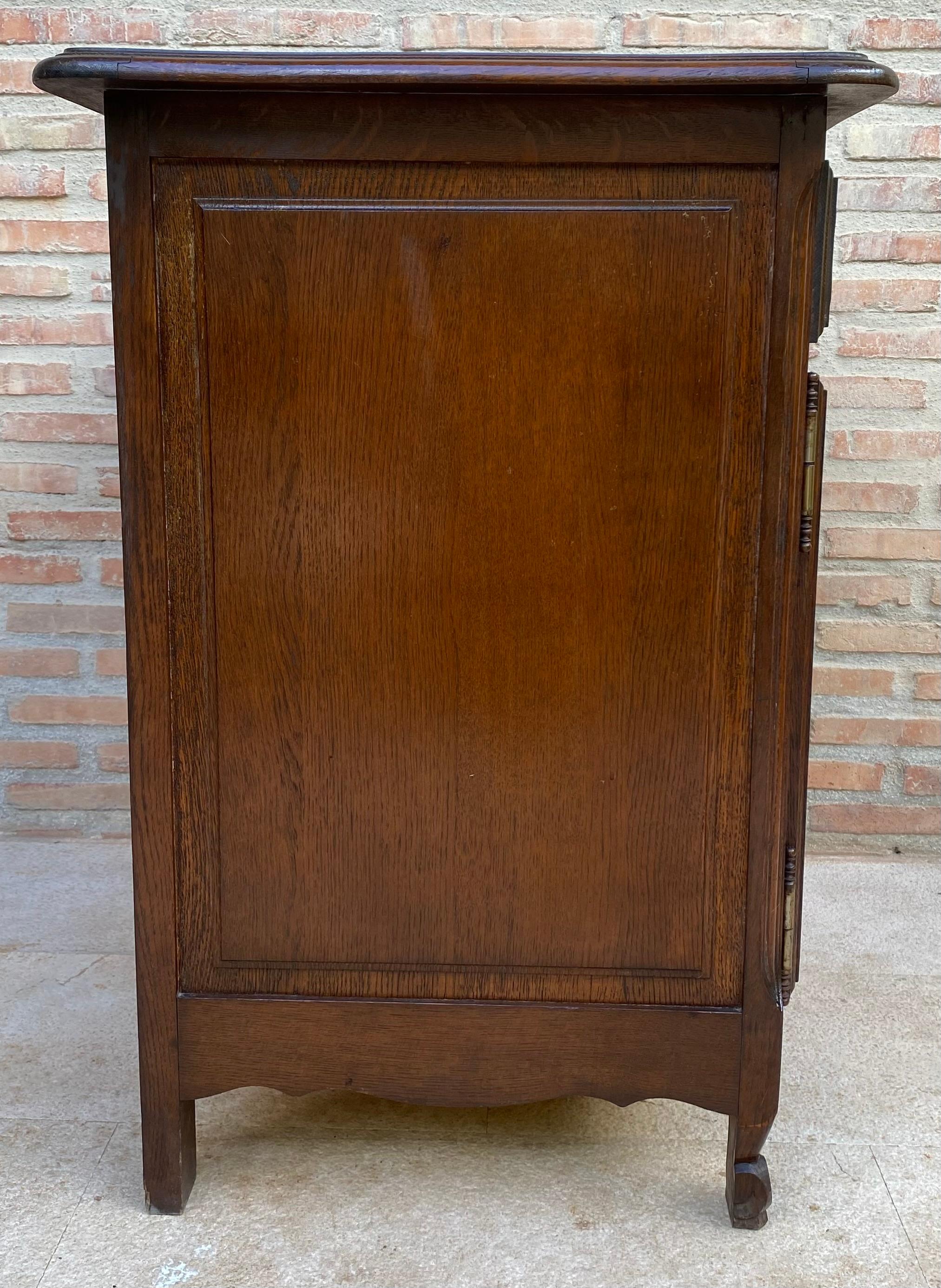 Mid-Century French Walnut Side Table with One Drawer and Double Door, 1950s For Sale 7