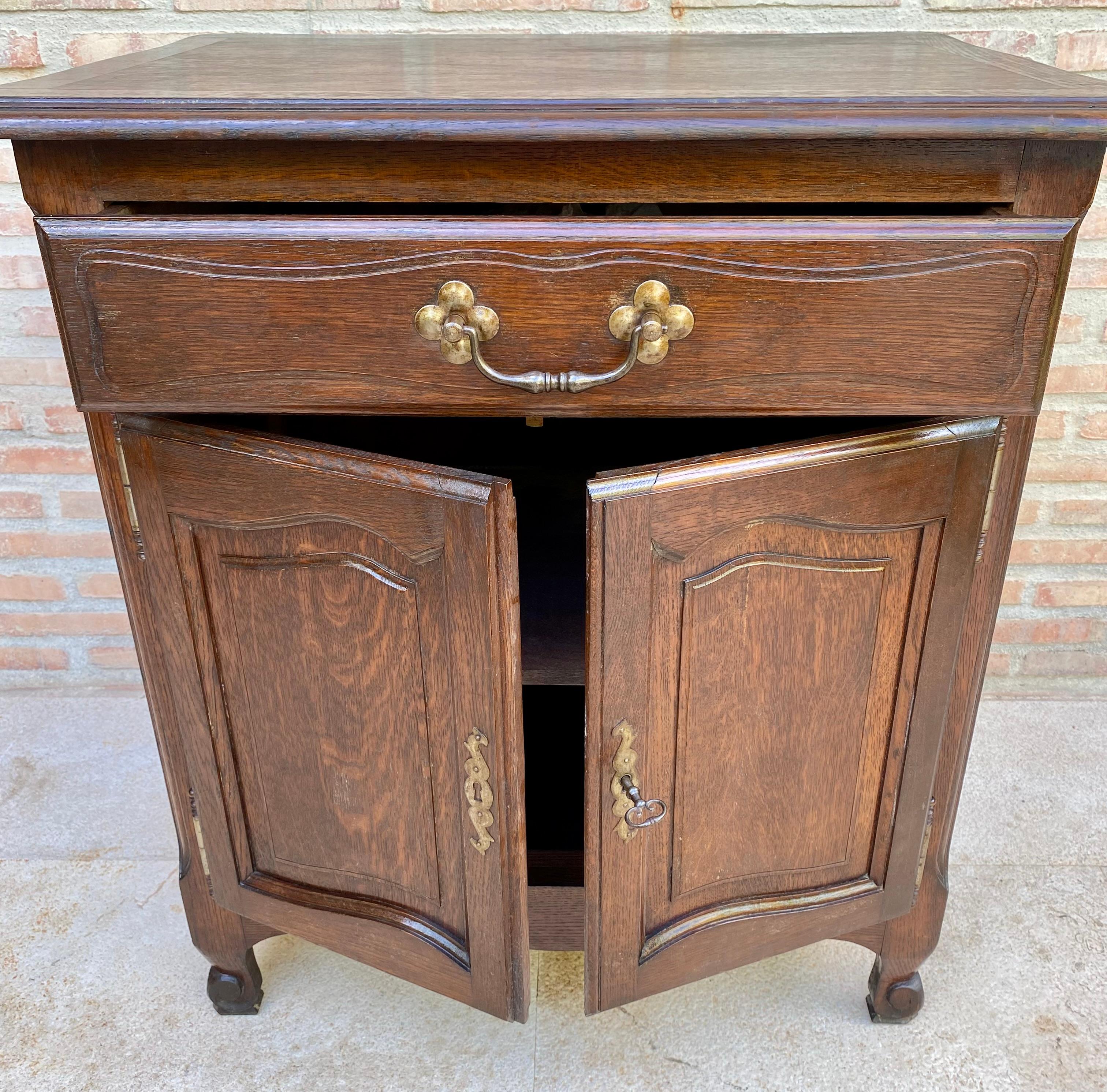 Mid-Century French Walnut Side Table with One Drawer and Double Door, 1950s For Sale 2