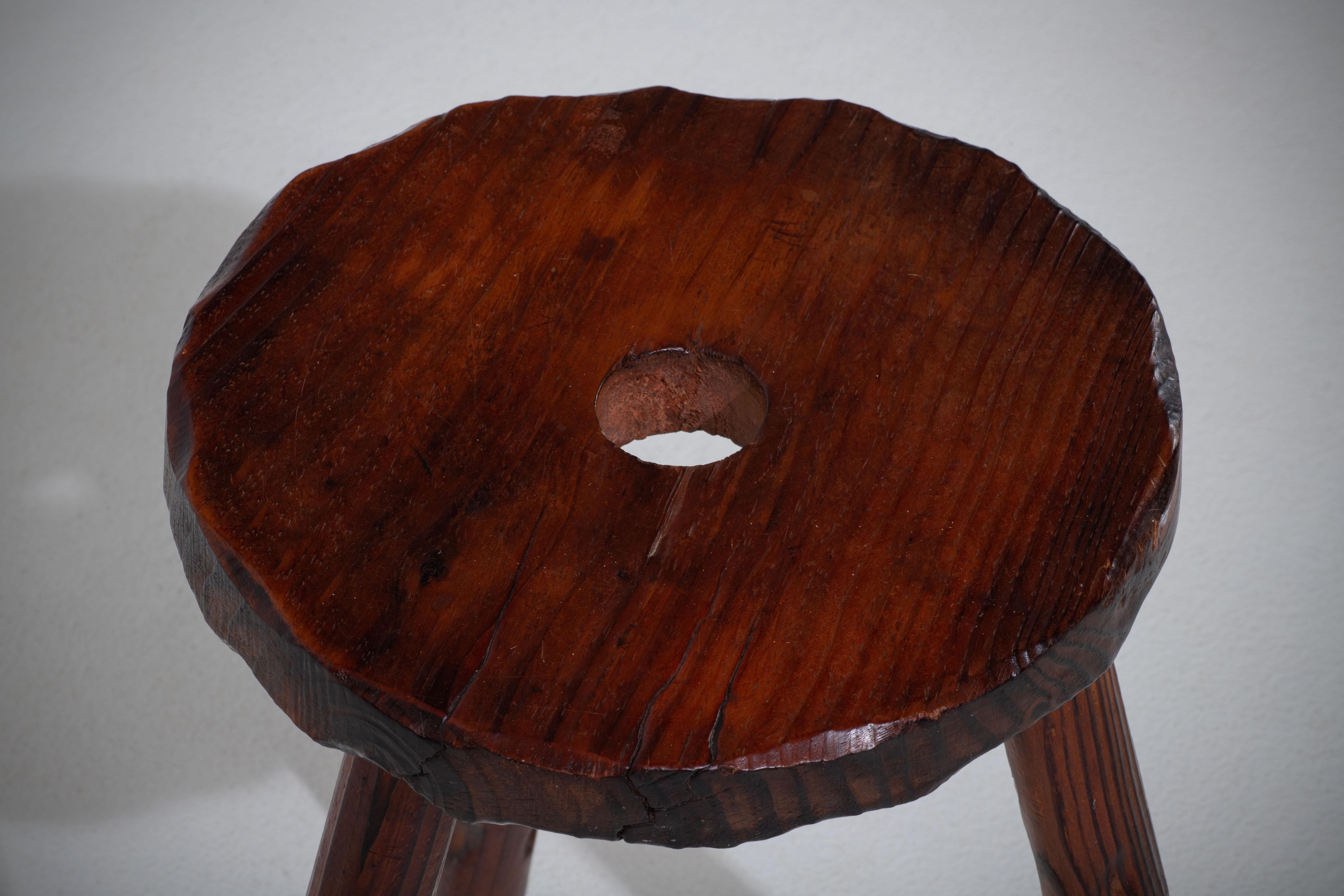 Midcentury French Walnut Stool, Jean Touret-Inspired, 1960s In Good Condition For Sale In Wiesbaden, DE