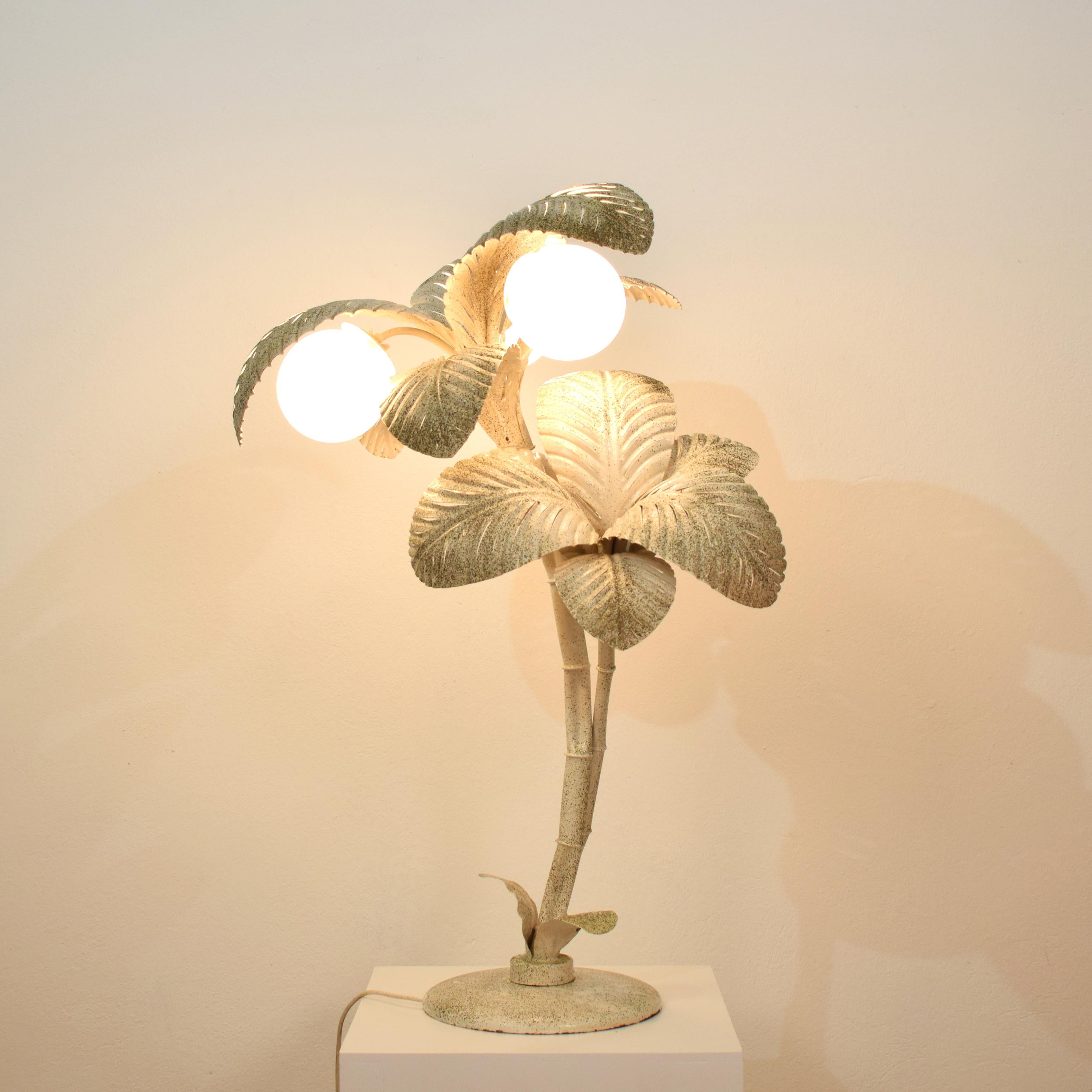Midcentury French White / Gold Lacquered Metal Palm Floor / Table Lamp, 1970 10