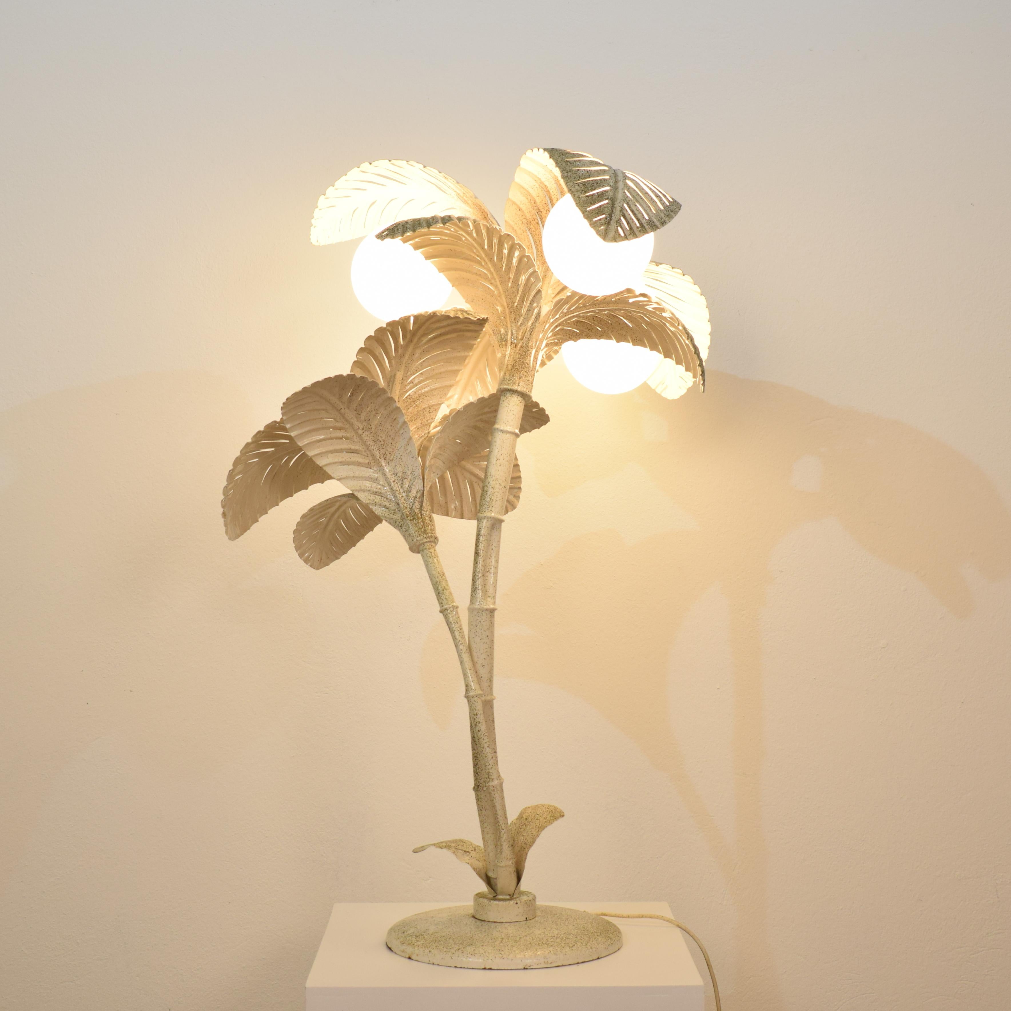 Late 19th Century Midcentury French White / Gold Lacquered Metal Palm Floor / Table Lamp, 1970