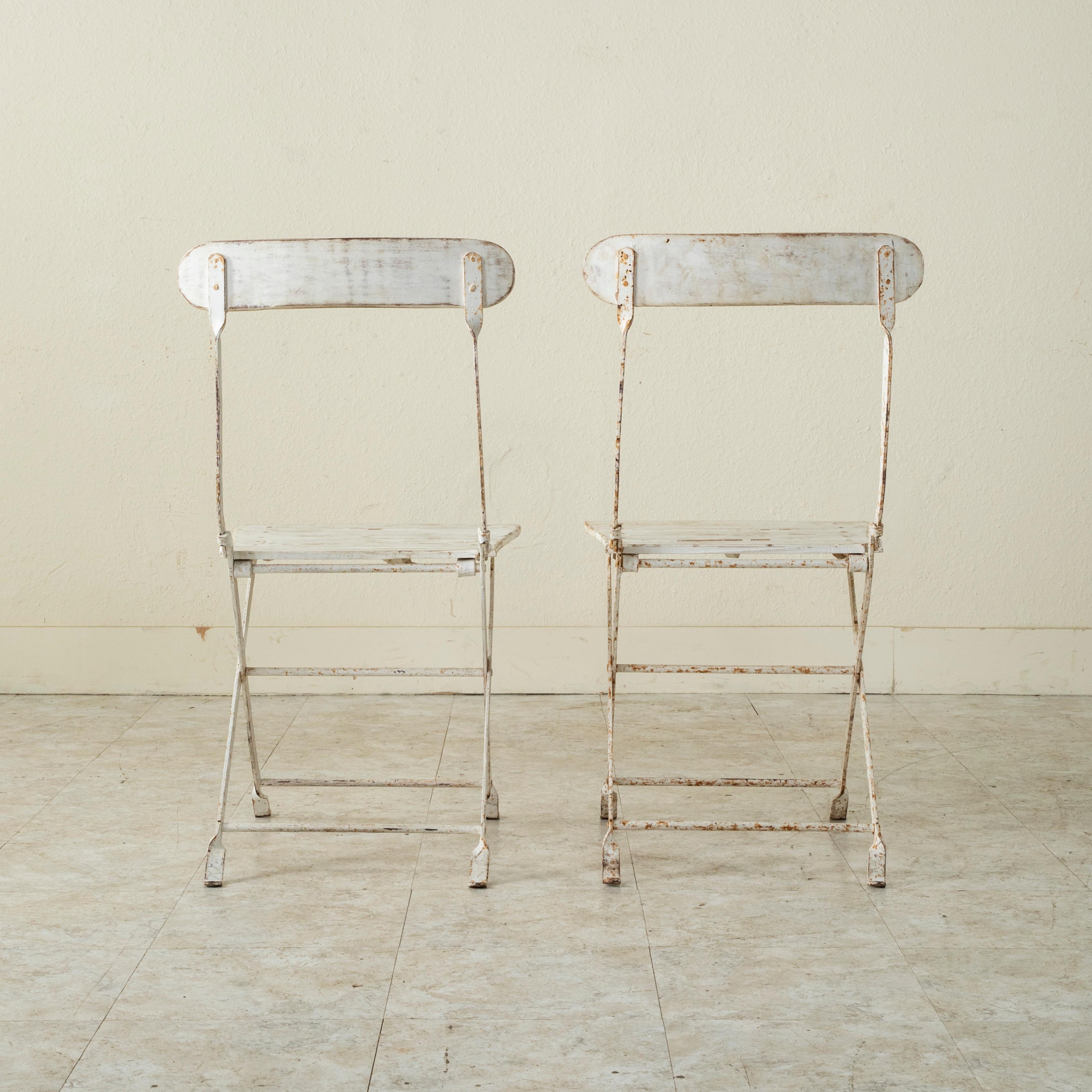 Midcentury French White Painted Iron and Ash Folding Garden Chairs, in Pairs For Sale 1