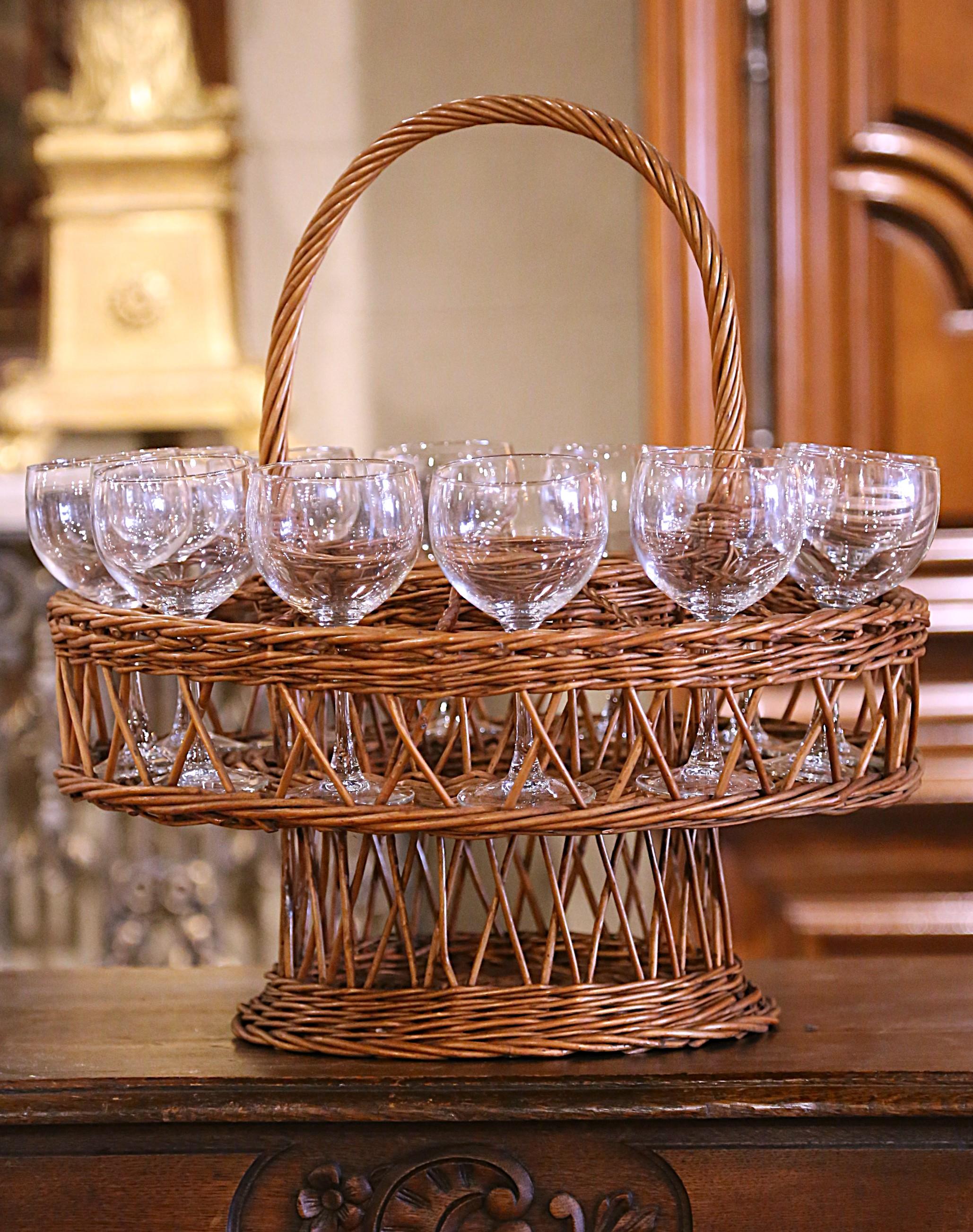 Mid-Century French Wicker Potable Bar or Wine Basket with Twelve Glasses In Excellent Condition In Dallas, TX
