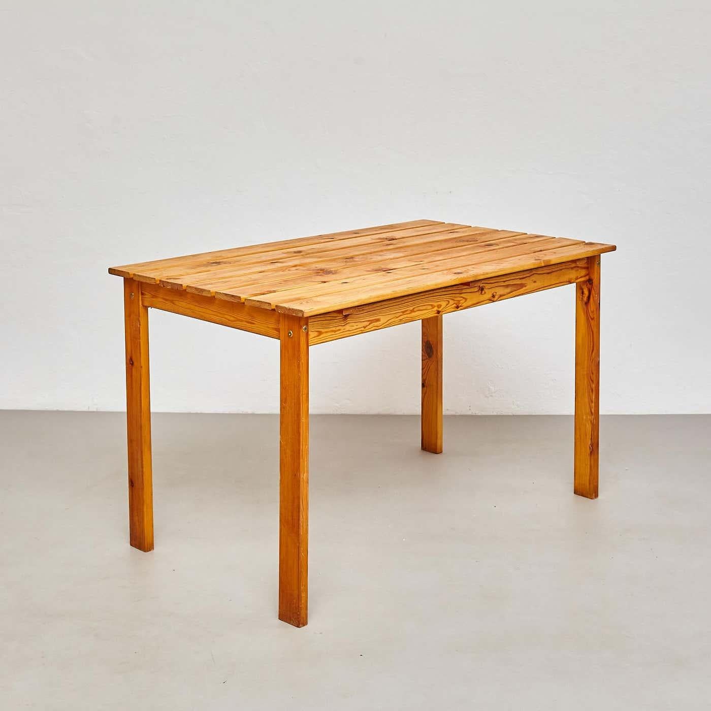 Table de salle à manger en bois français du milieu du siècle (ensemble assorti disponible), circa 1960 Bon état - En vente à Barcelona, ES