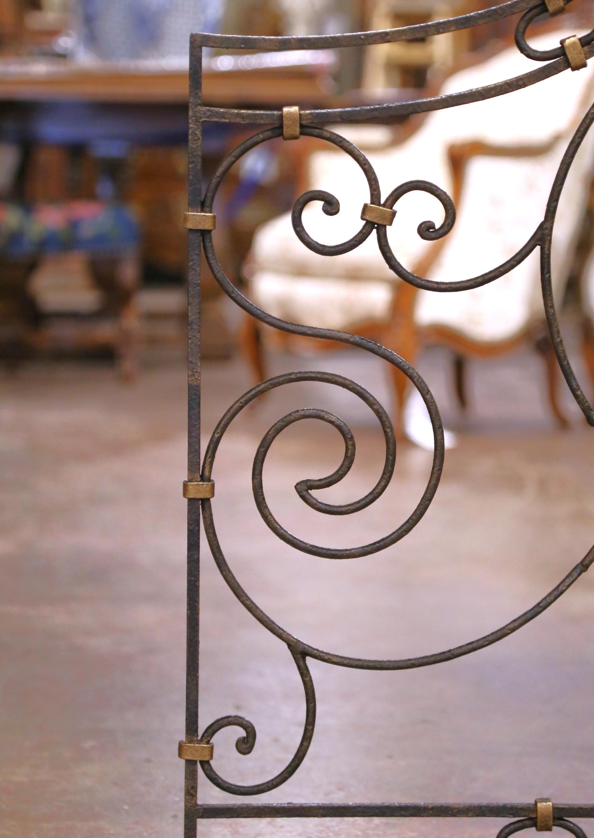 Forged Mid-Century French Wrought Iron Decorative Fireplace Screen with Fleur-de-Lys For Sale