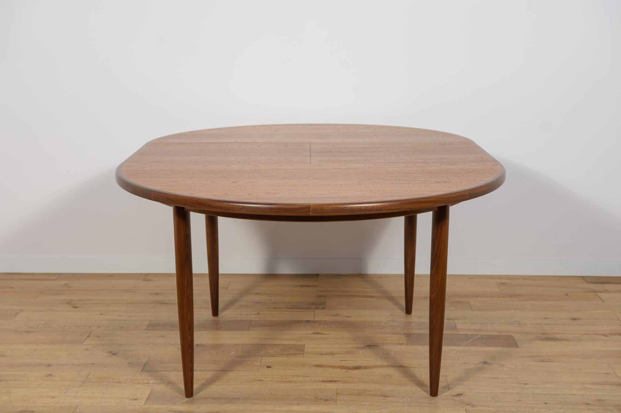 Mesa de comedor Fresco de mediados de siglo en teca de G-Plan, Reino Unido, años 60 en venta 3