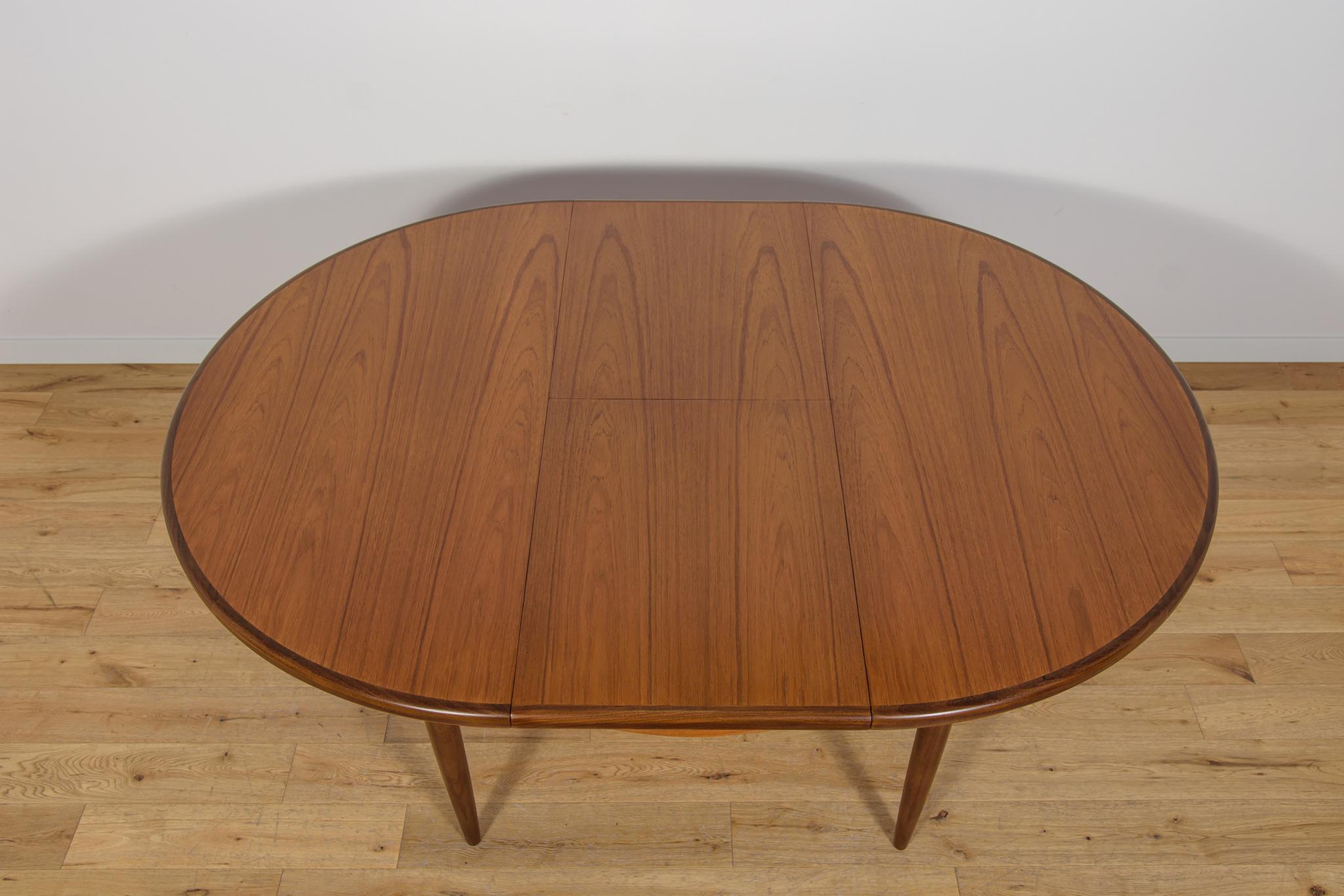Mesa de comedor Fresco de mediados de siglo en teca de G-Plan, Reino Unido, años 60 en venta 1