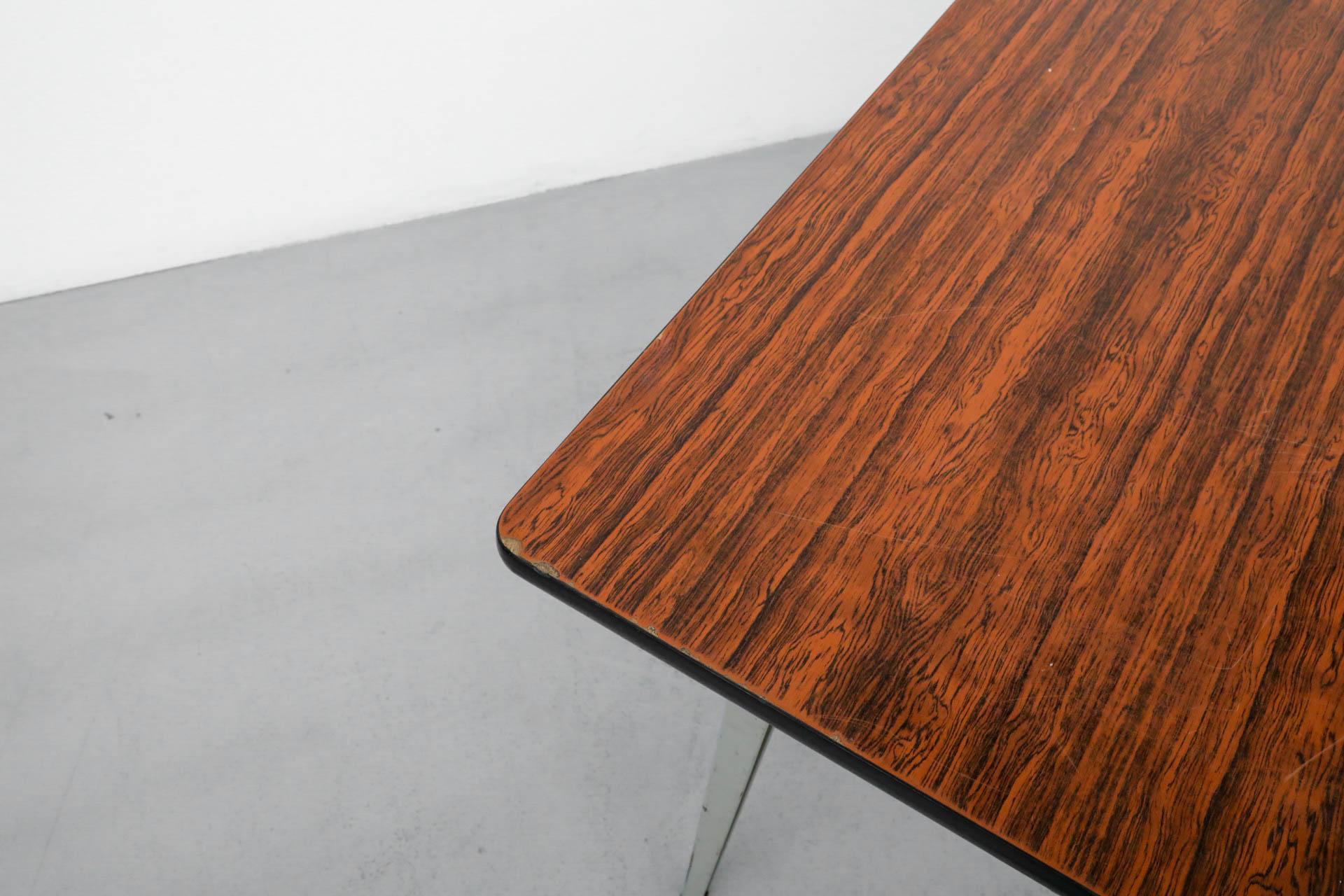 Table de salle à manger ou de travail de Friso Kramer 