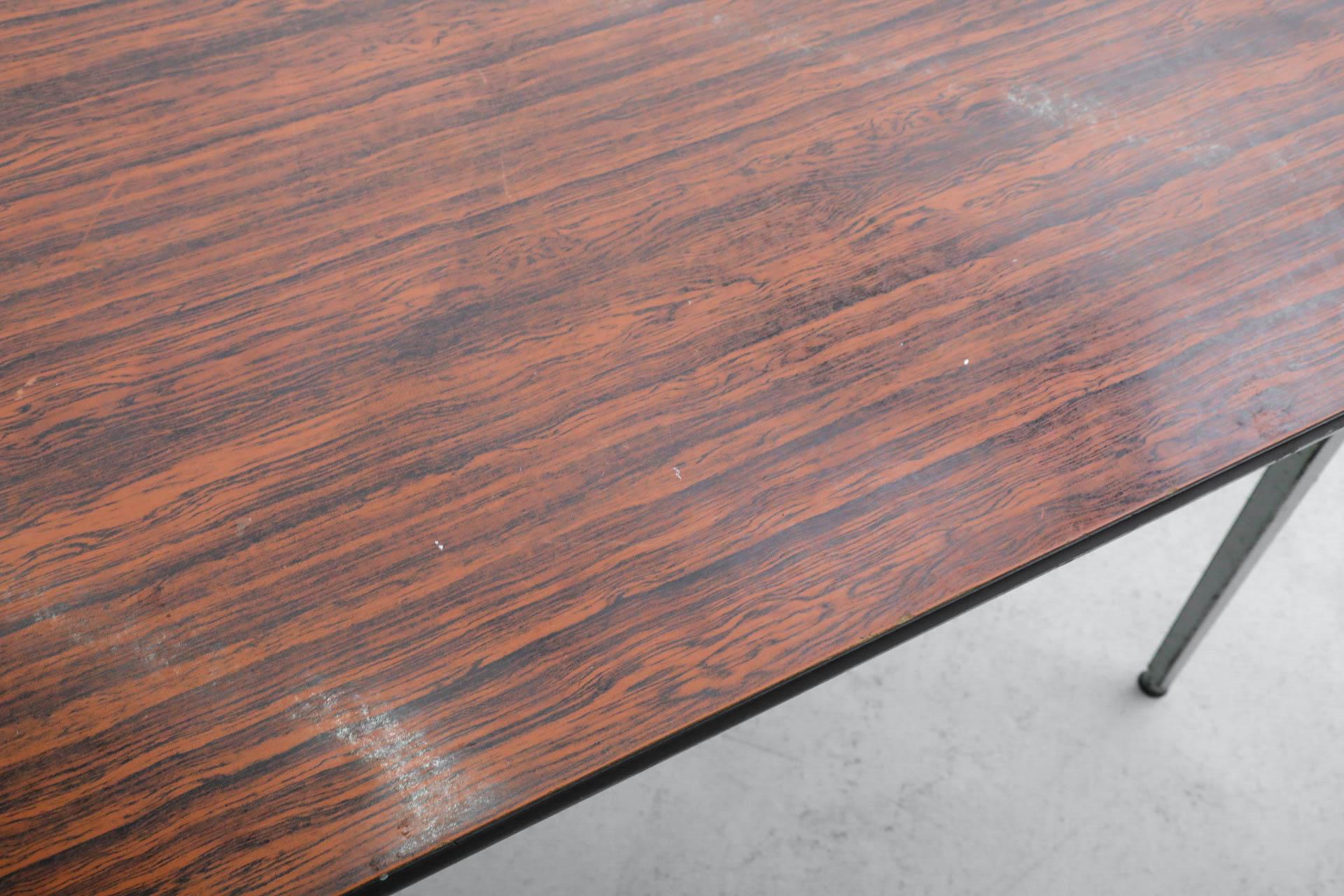 Table de salle à manger ou de travail de Friso Kramer 