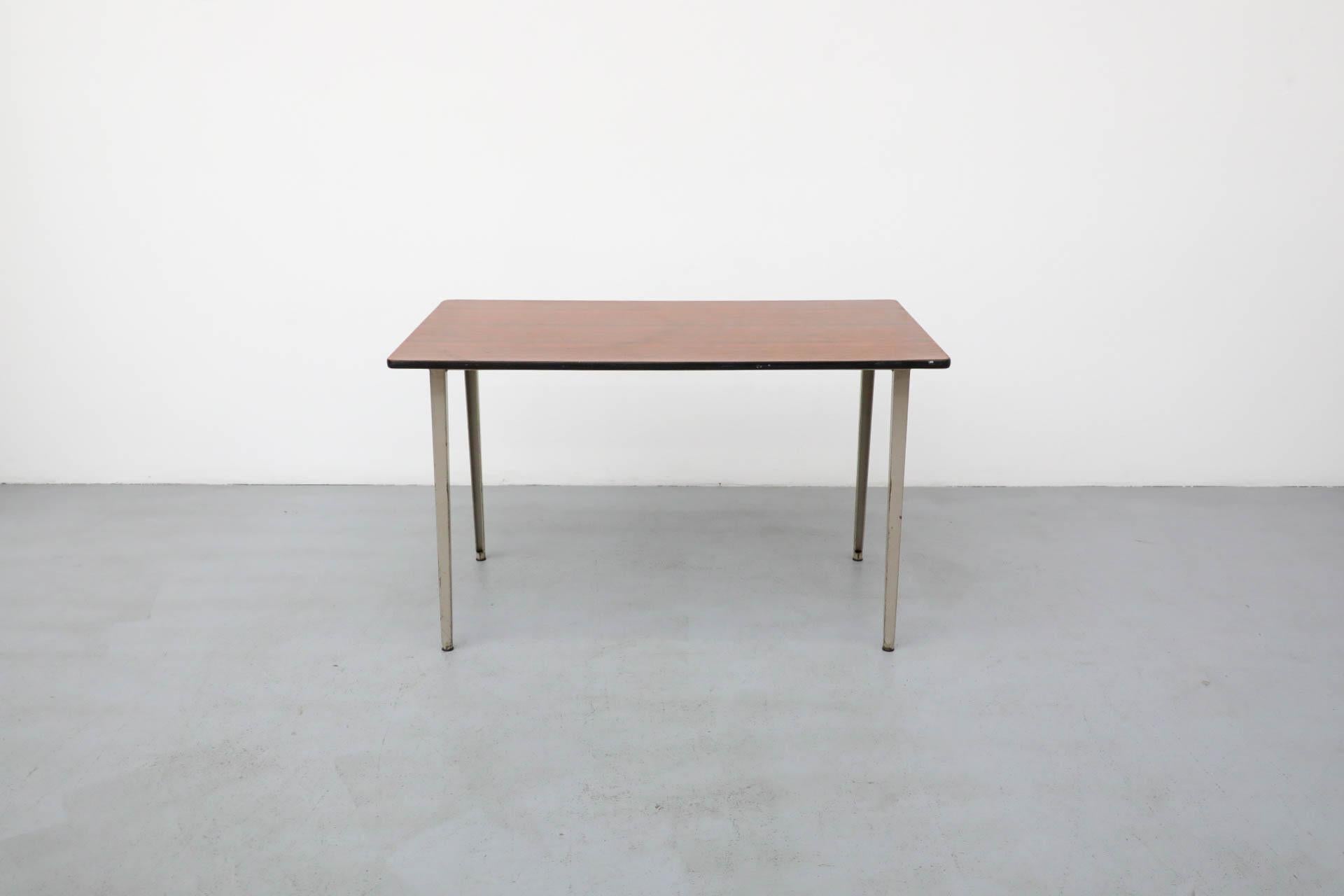 Mid-Century Modern Table de salle à manger ou de travail de Friso Kramer 