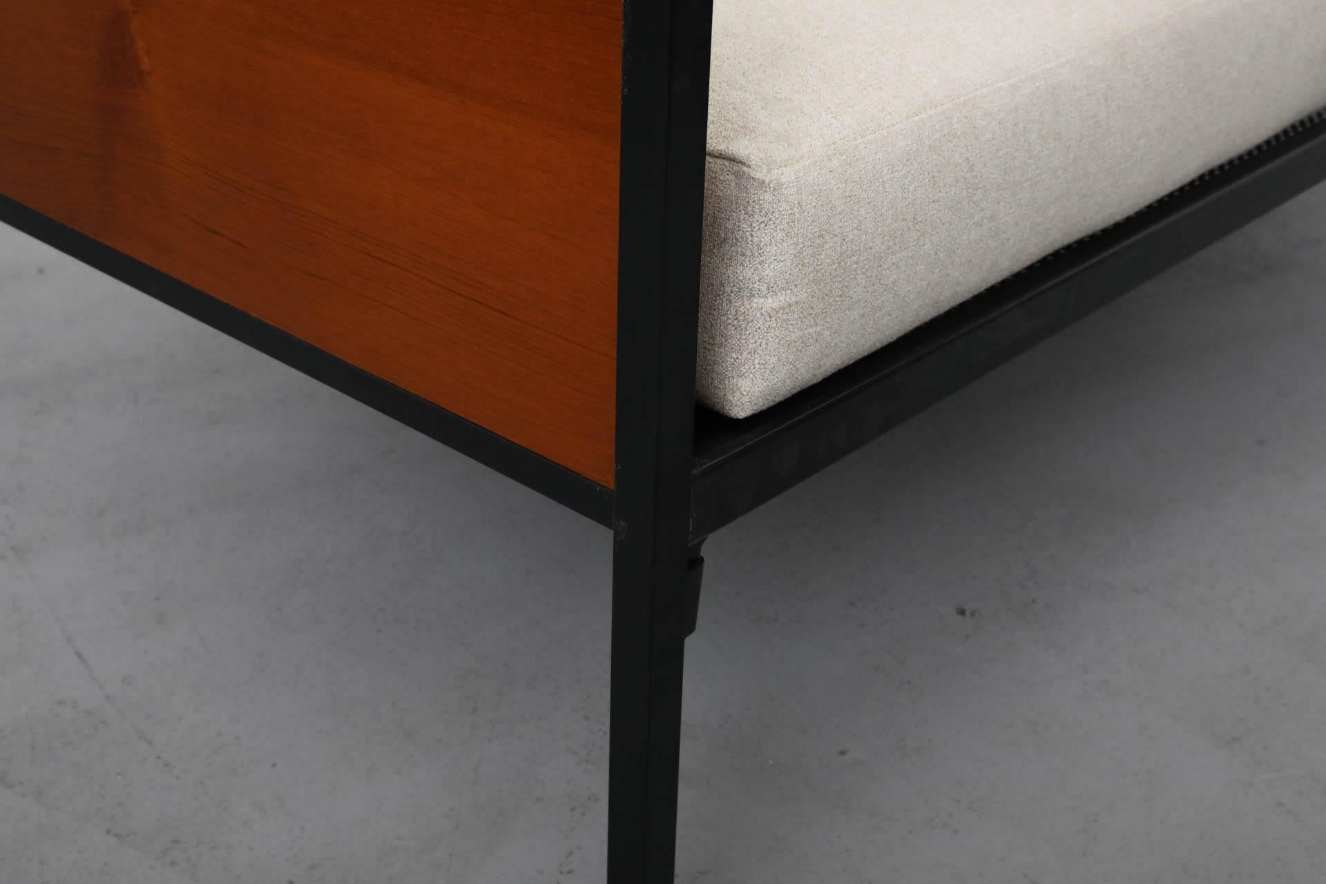 Mid-Century Friso Kramer Style Teak und grau emailliert Daybed im Angebot 7
