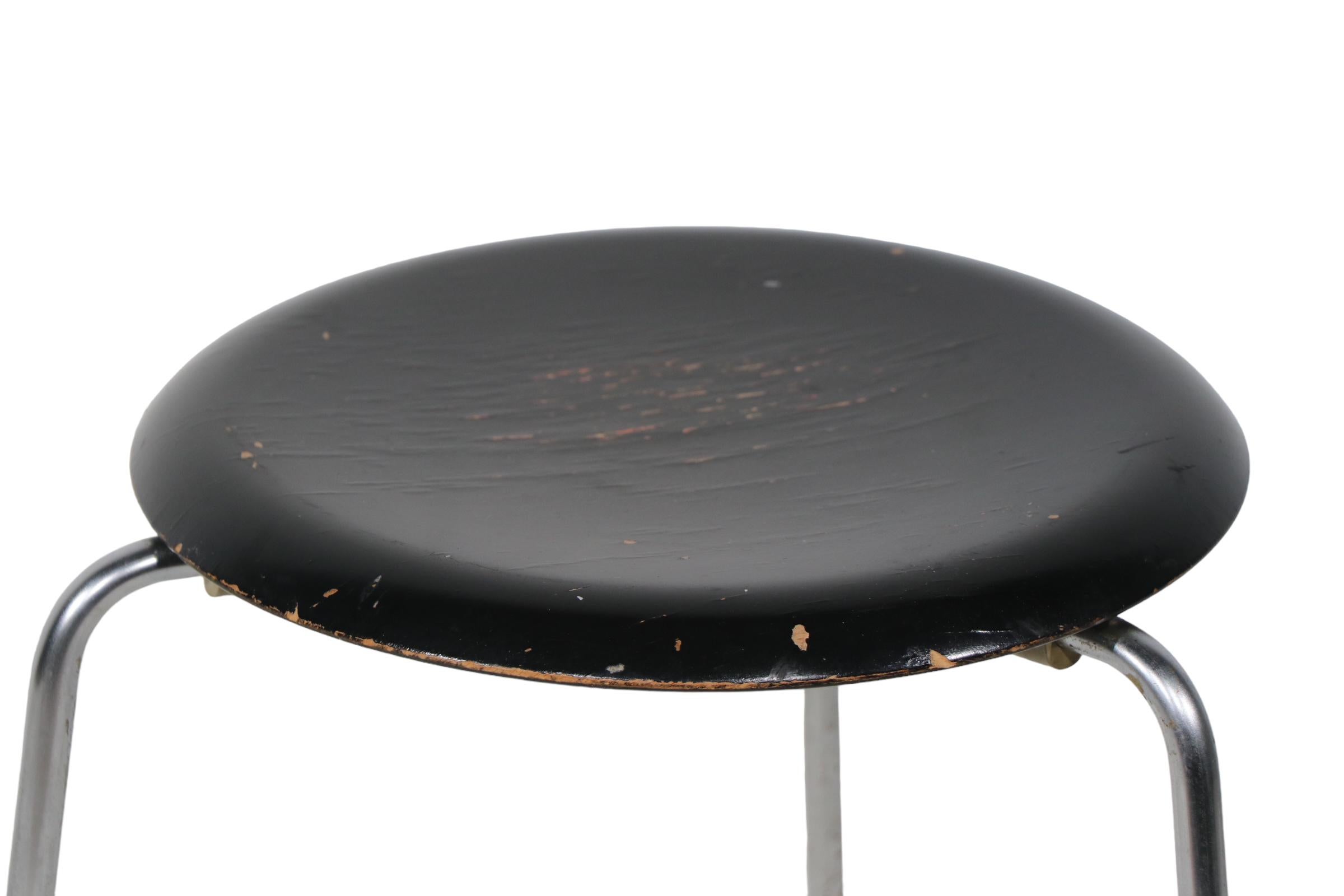  Mid Century Fritz Hansen Arne Jacobsen Three Leg Dot Table  For Sale 8