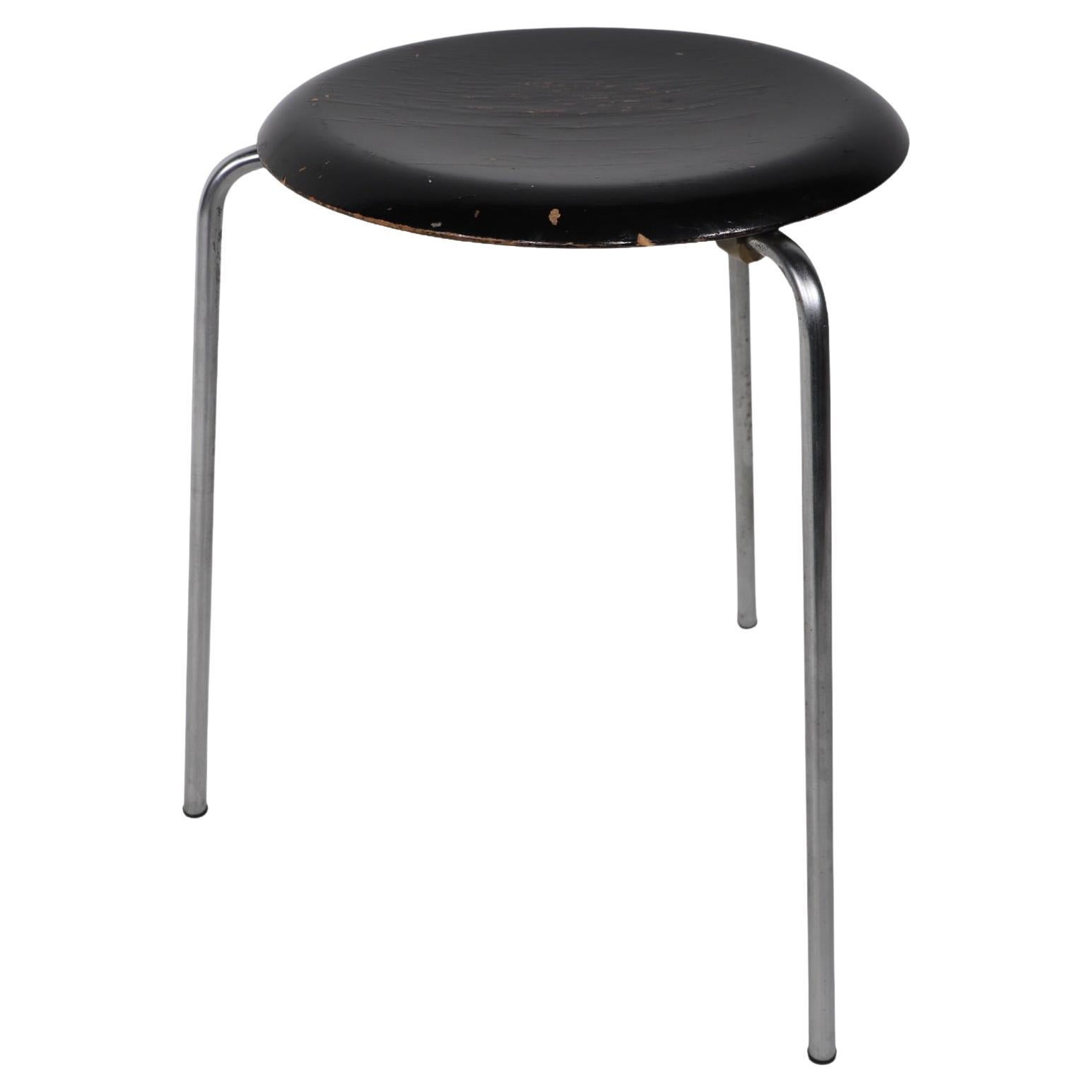  Mid Century Fritz Hansen Arne Jacobsen Three Leg Dot Table 