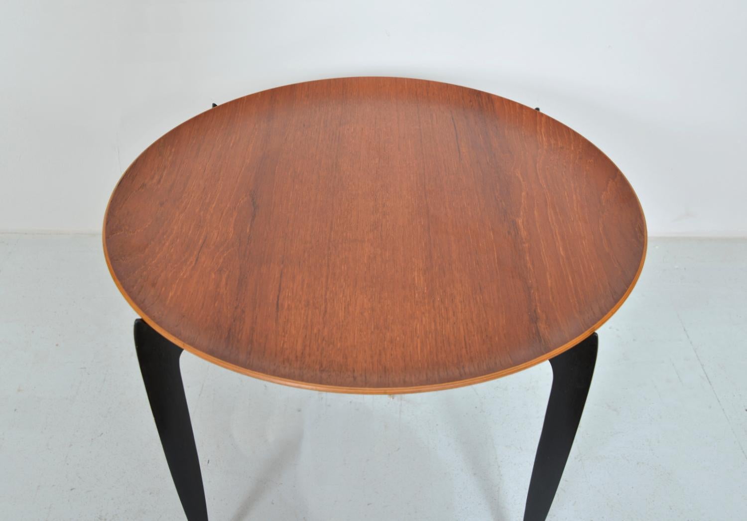 Ebonized Mid-Century Fritz Hansen Teak Tray Table by Engholm & Willumsen Denmark 1960s For Sale
