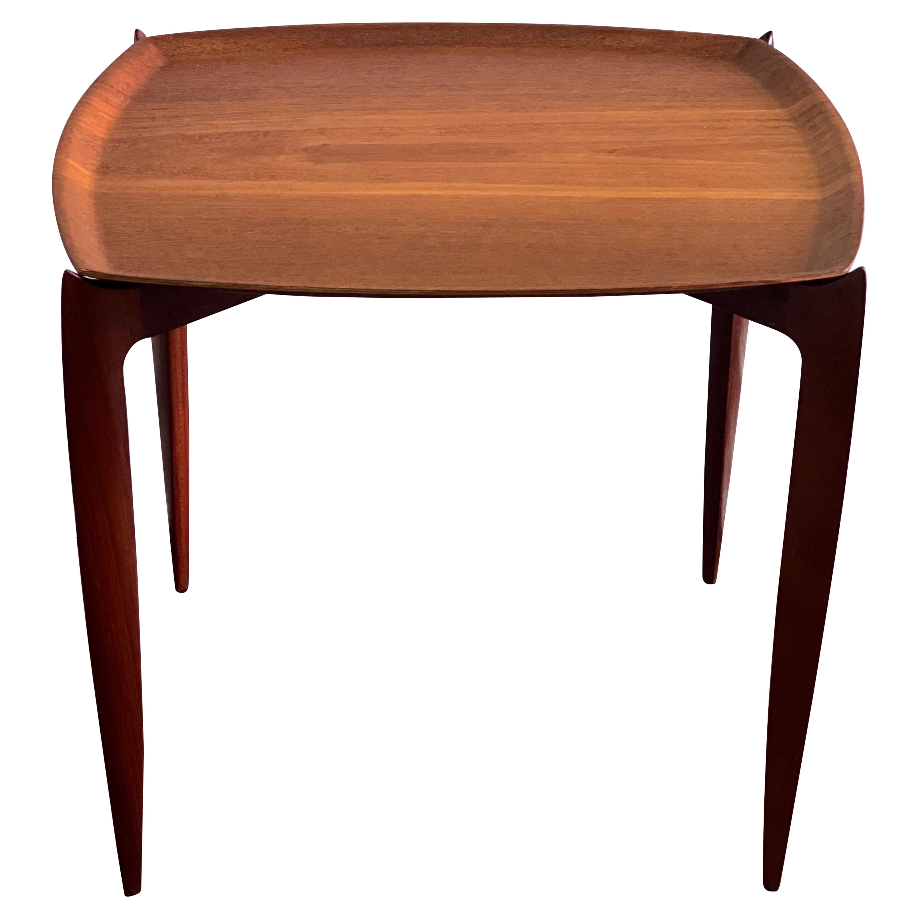 Table à plateau Fritz Hansen du milieu du siècle