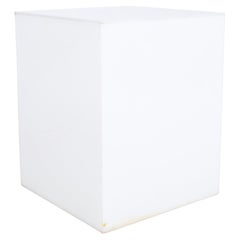 Table d'appoint en acrylique givré Cube Mid Century