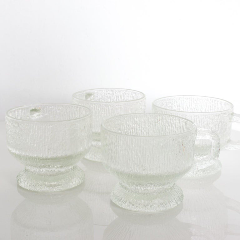Scandinavian Modern Midcentury Frosted Glassware Cups Tapio Wirkkala Ultima Thule Mugs IITTALA For Sale