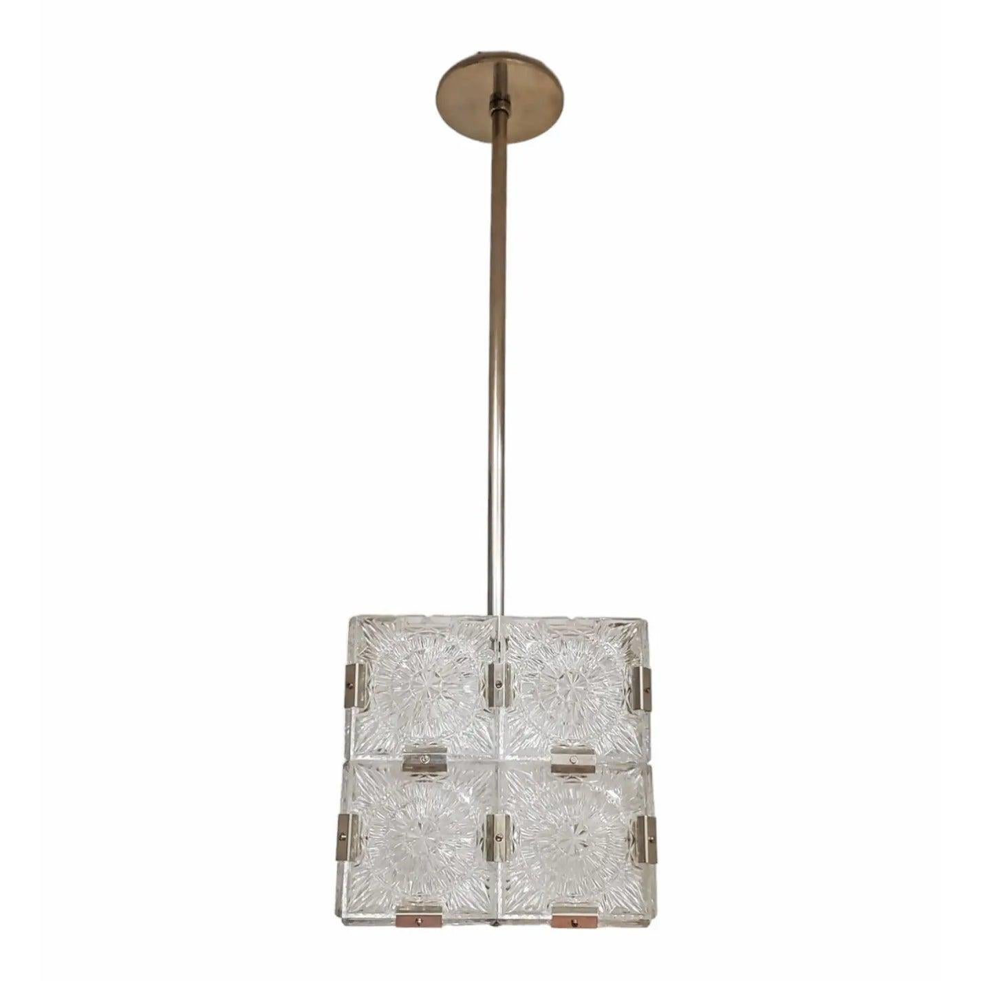 Mid-Century moderno Ciondolo in vetro smerigliato di metà secolo in vendita