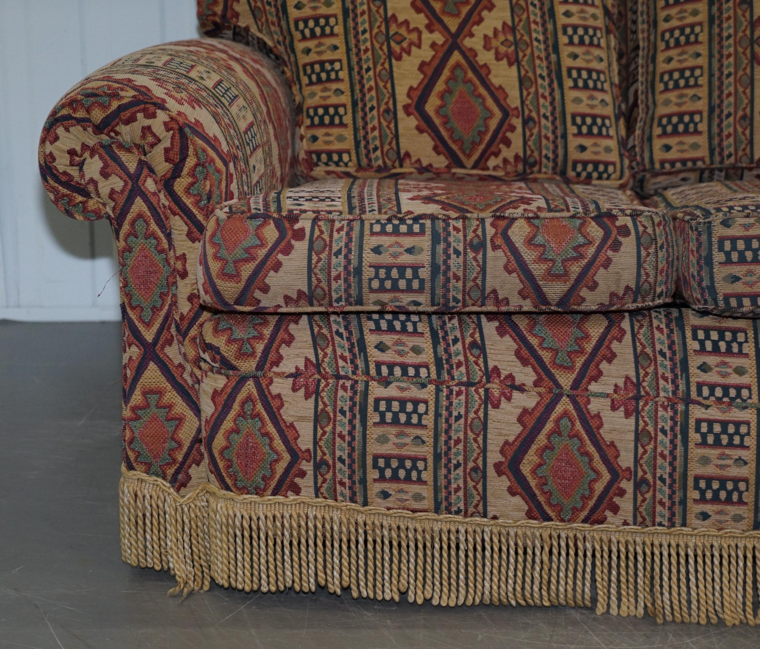 Midcentury Fully Sprung Art Deco Style Kilim Rug Upholstered Sofa Part of Suite For Sale 3