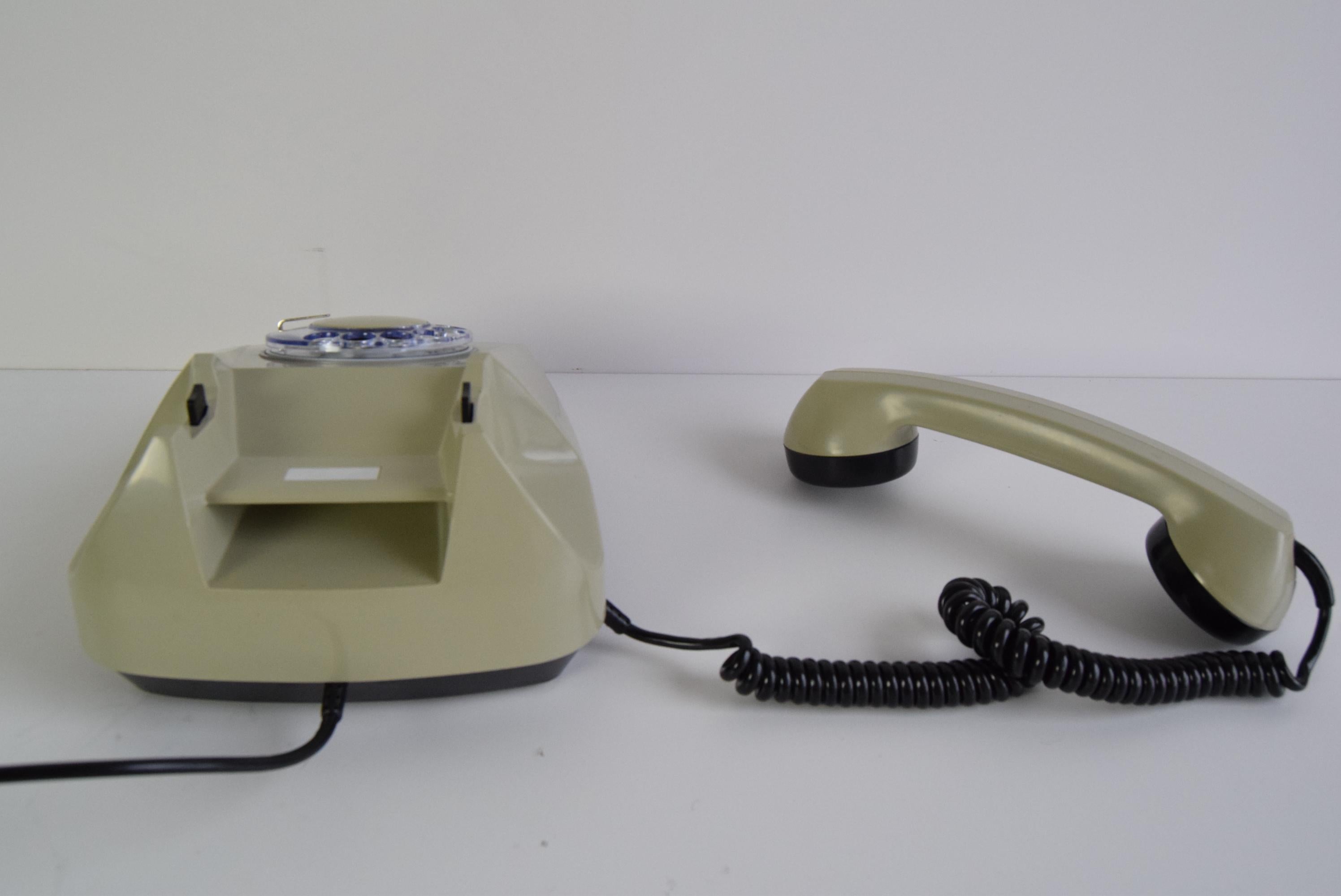 Funktionales Tesla-Design- Telefon aus der Mitte des Jahrhunderts, Tschechoslowakei, 1983. im Angebot 2