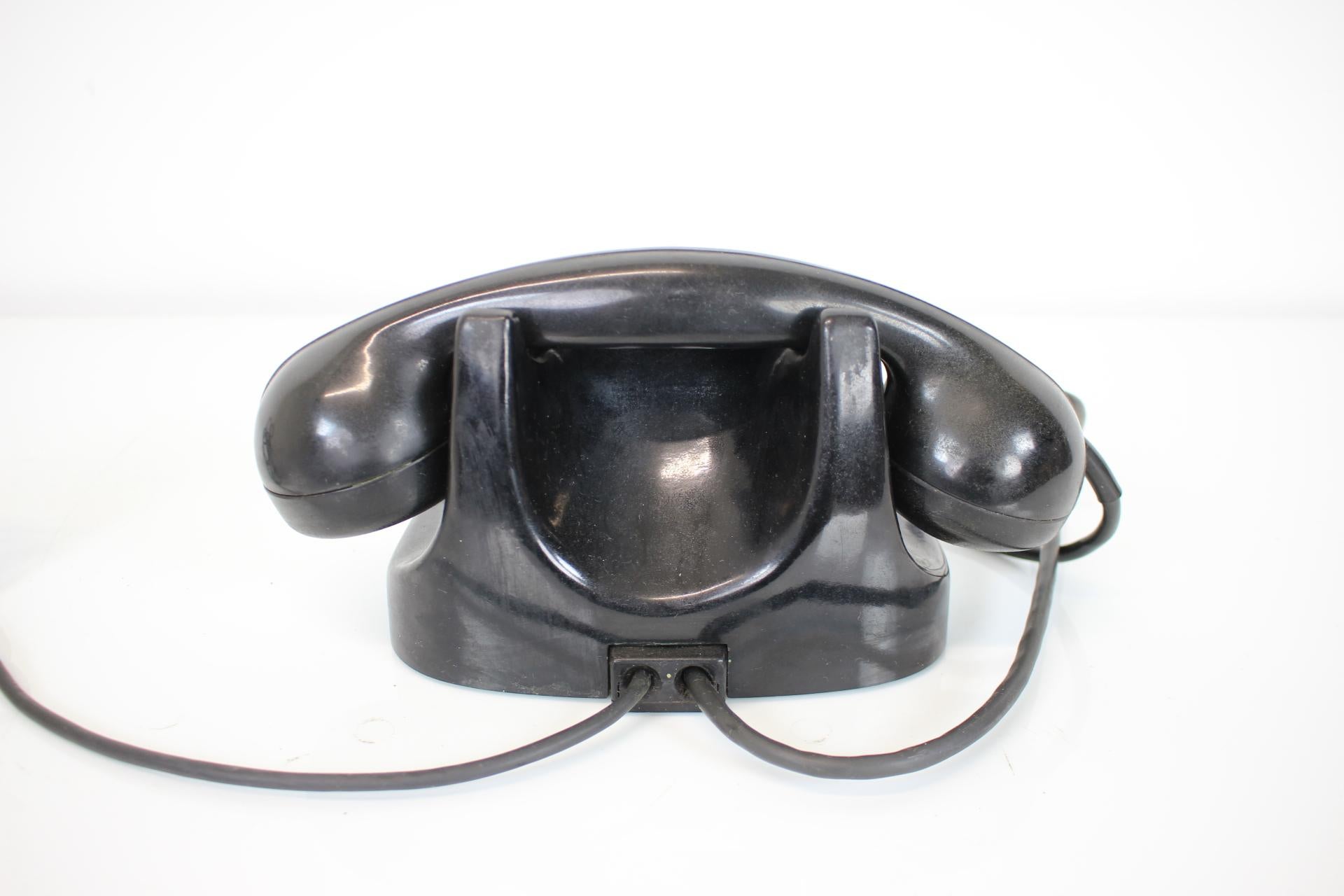 Funktionales Tesla-Telefon aus der Jahrhundertmitte 1961, Československo (Moderne der Mitte des Jahrhunderts) im Angebot