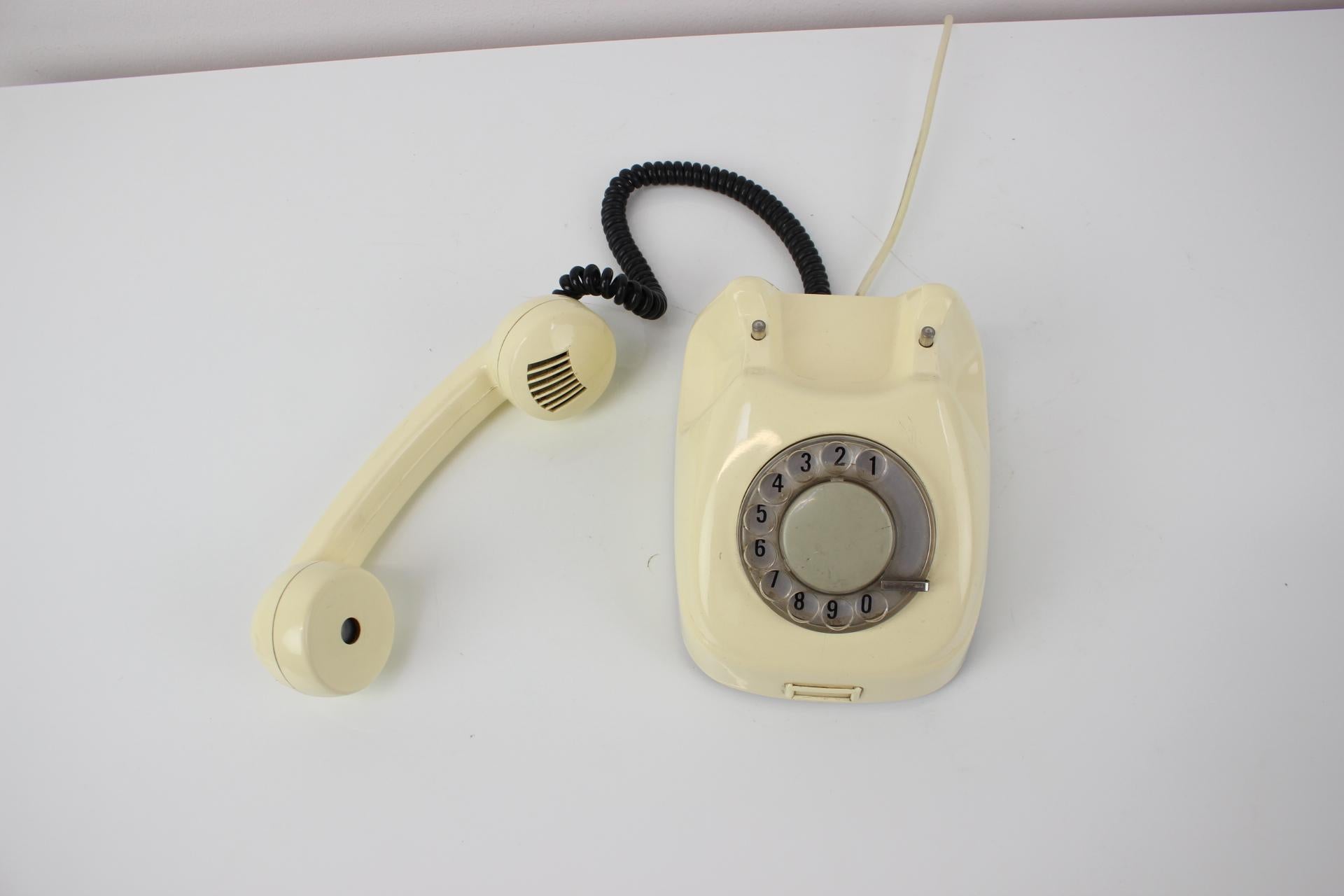 Plastic Mid-Century Functional Tesla Phone 1968, Československo For Sale