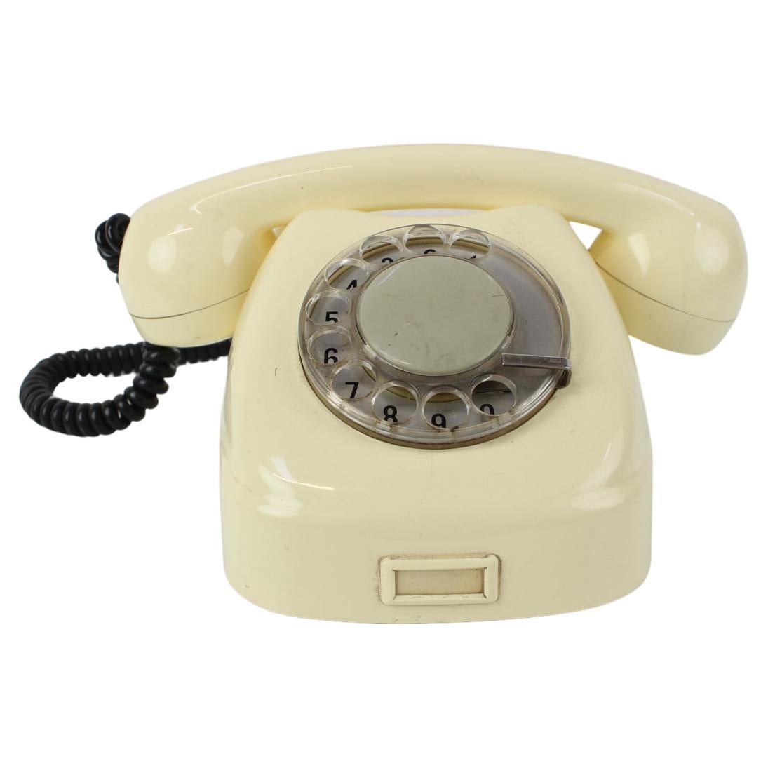 Funktionales Tesla-Telefon aus der Jahrhundertmitte 1968, Československo