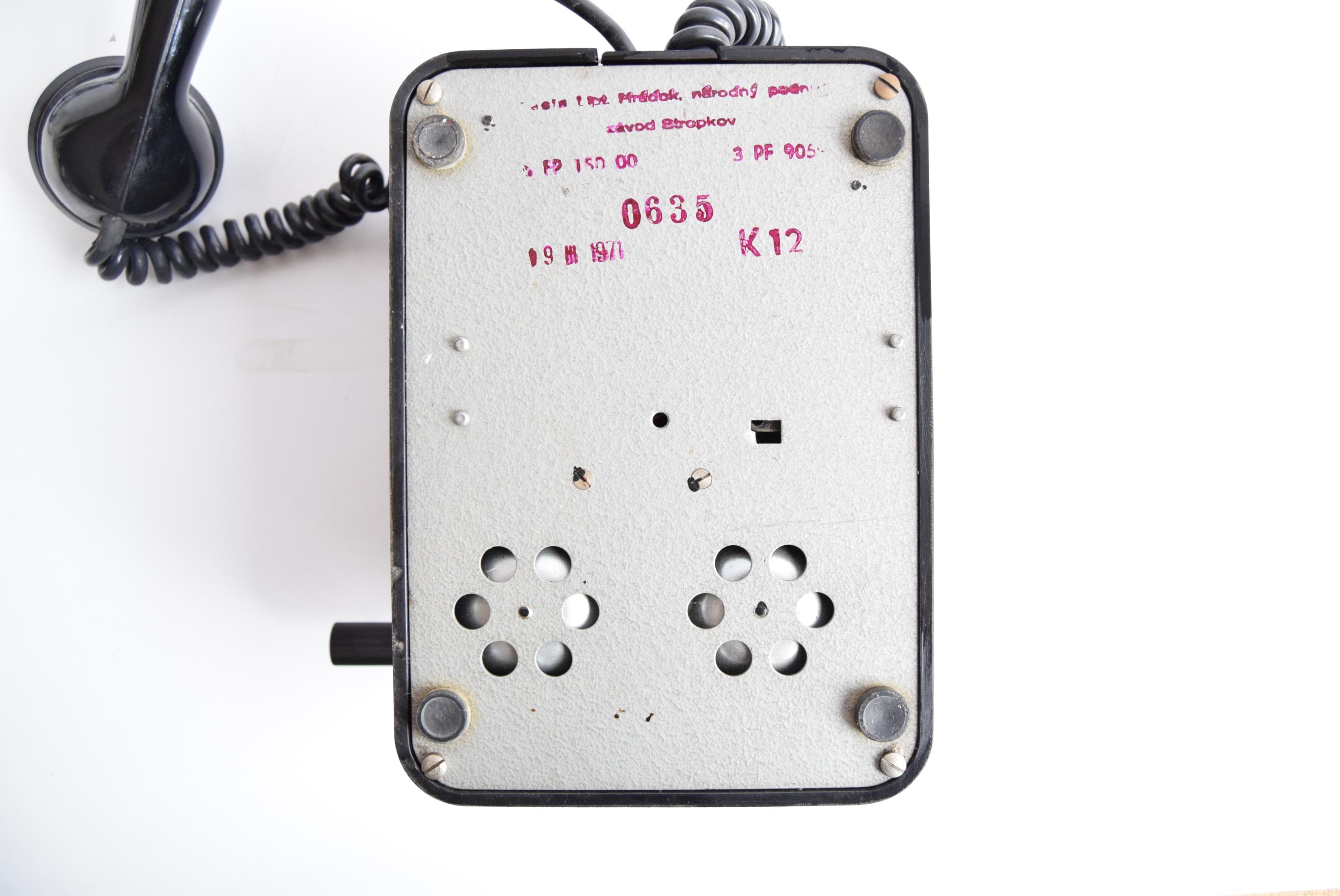Funktionales Tesla-Telefon aus der Jahrhundertmitte 1971 im Angebot 6