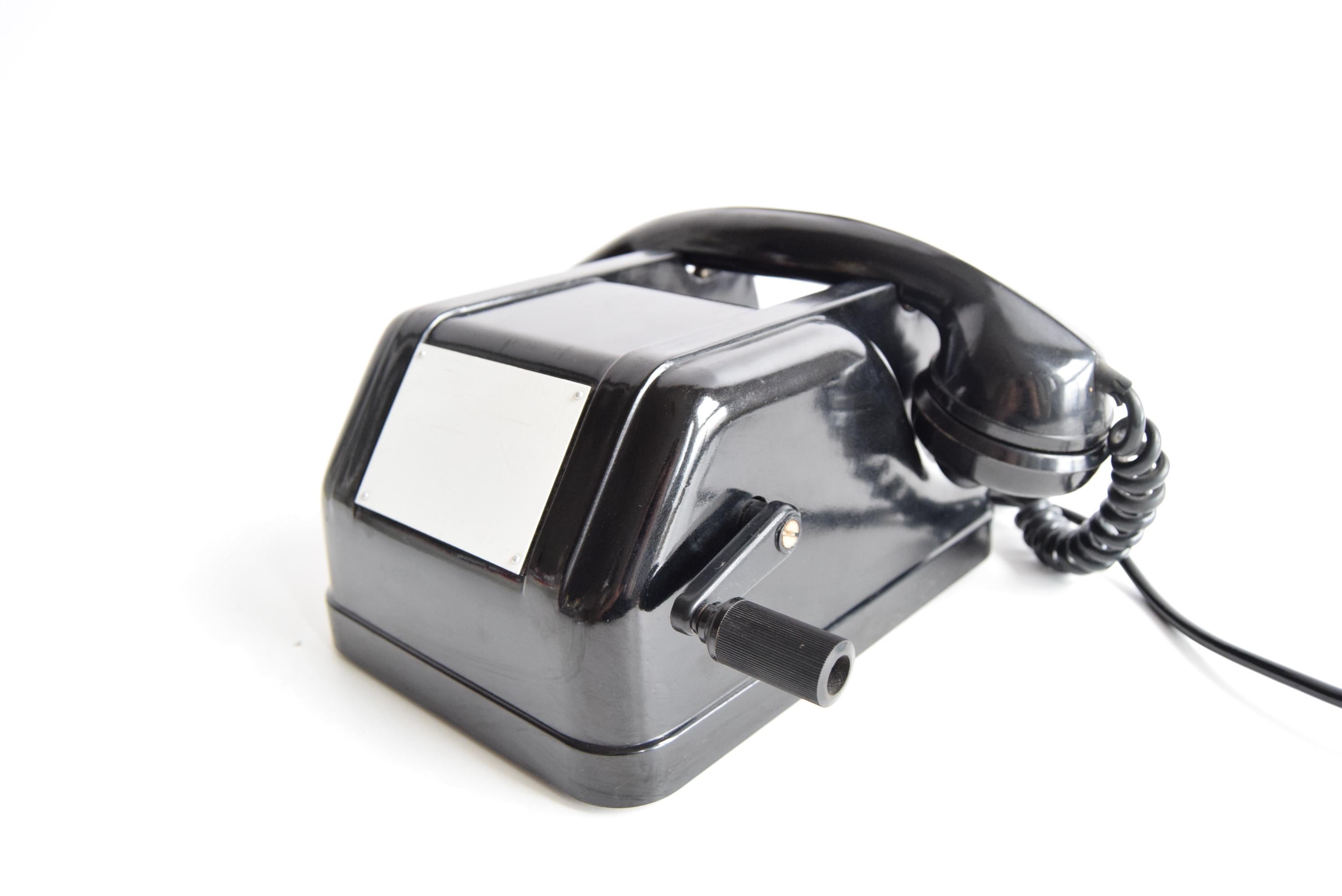 Funktionales Tesla-Telefon aus der Jahrhundertmitte 1971 (Moderne der Mitte des Jahrhunderts) im Angebot
