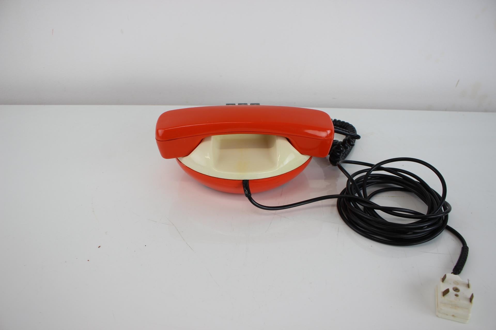 Funktionales Tesla- Telefon aus der Mitte des Jahrhunderts 1982, Tschechoslowakei im Zustand „Gut“ im Angebot in Praha, CZ
