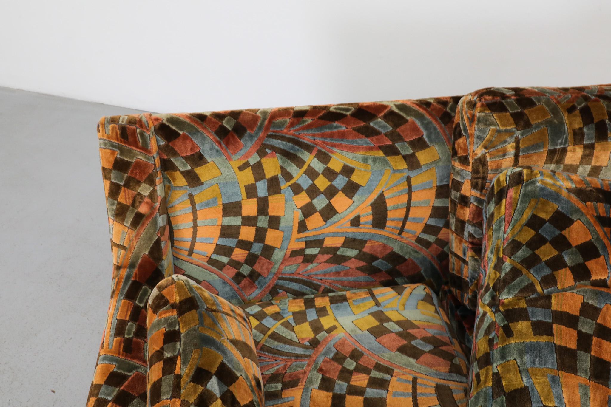 Loveseat du milieu du siècle dernier inspiré de Verner Panton en velours imprimé en vente 11