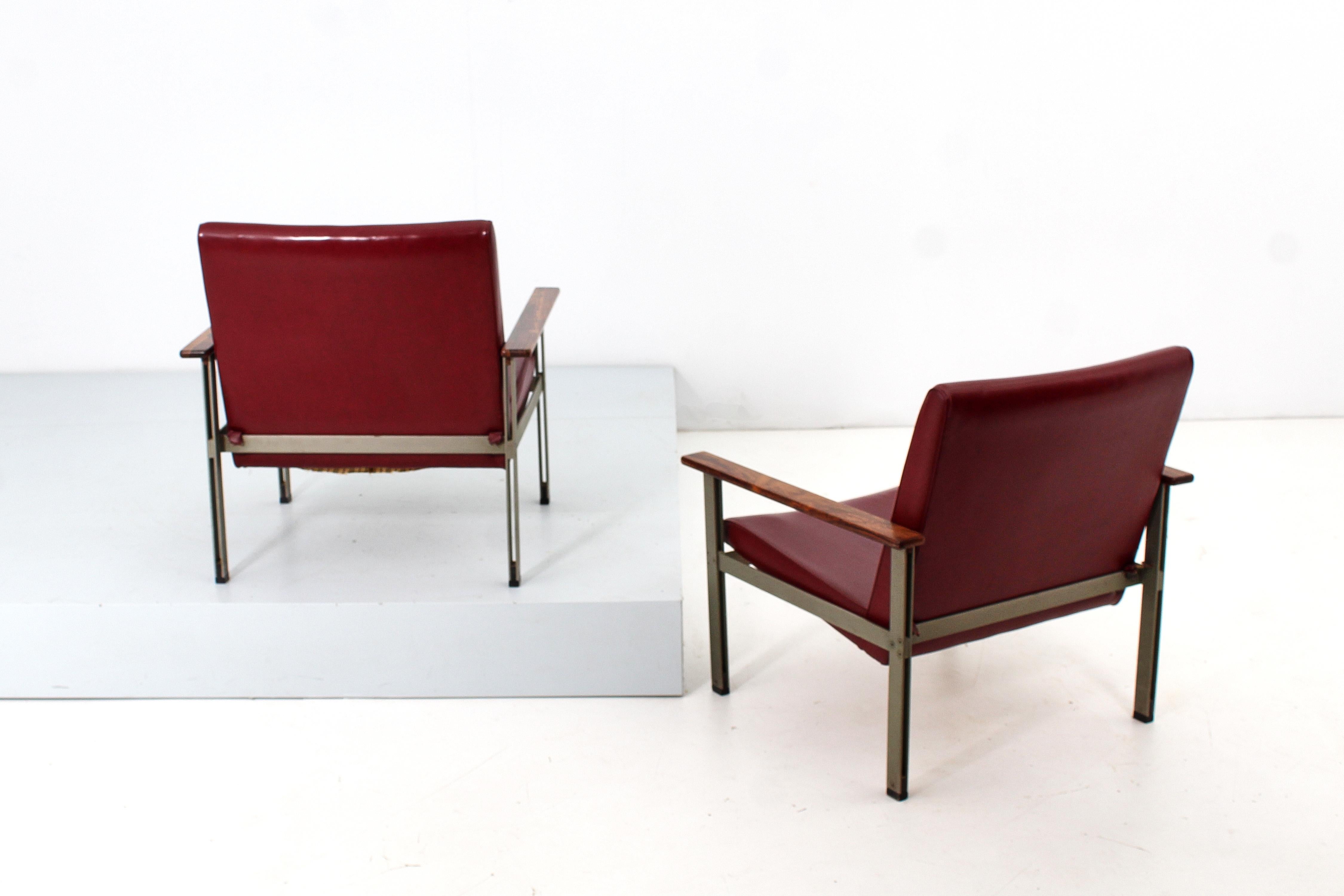 Mid-Century Modern Midcentury G. Coslin for 3V Padova Skai, Metal and Teak Armchair, 1960s, Italy For Sale