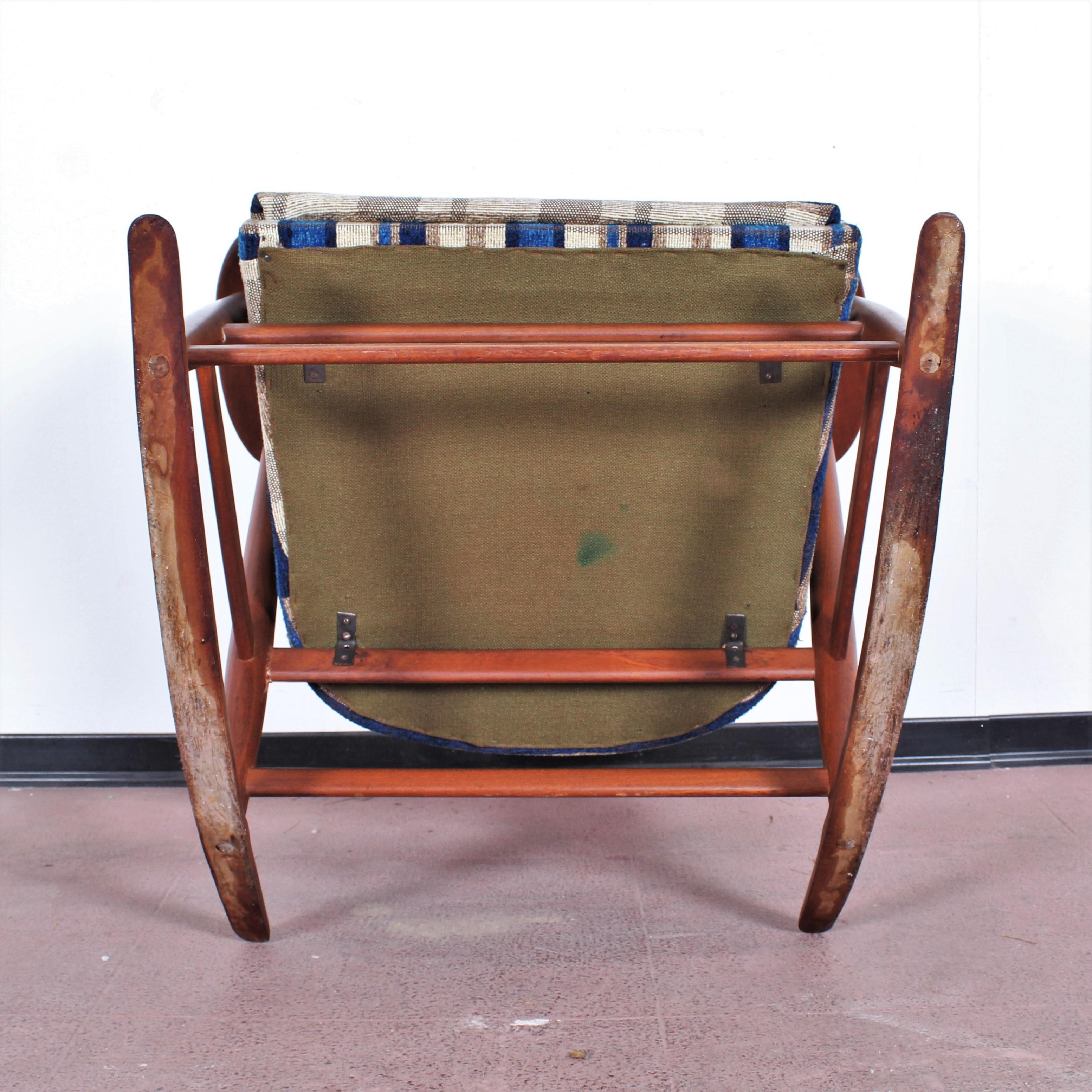Midcentury G. Frattini Wooden Rocking Chair Tartan Fabric, Italy, 1960s 11