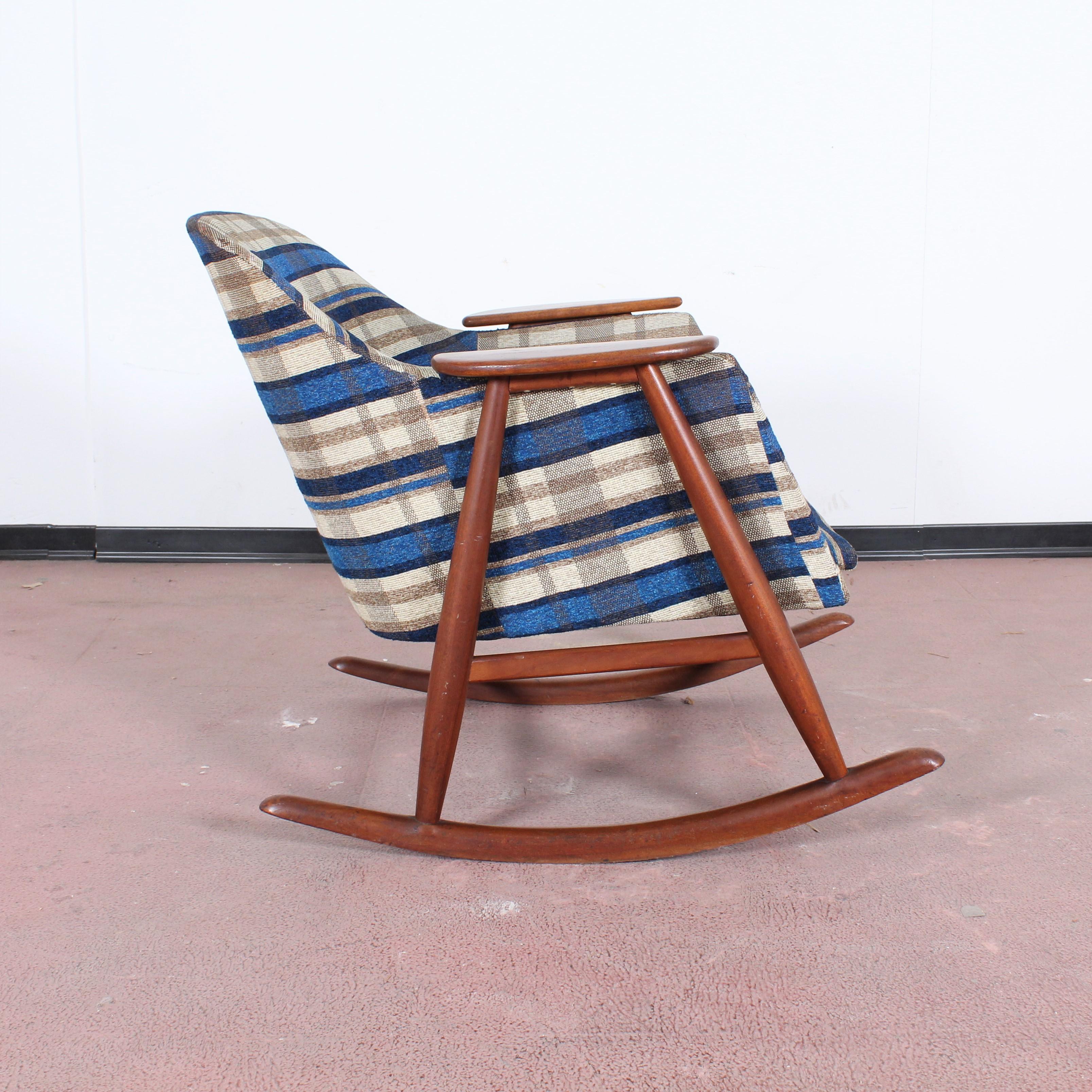 Mid-Century Modern Midcentury G. Frattini Wooden Rocking Chair Tartan Fabric, Italy, 1960s