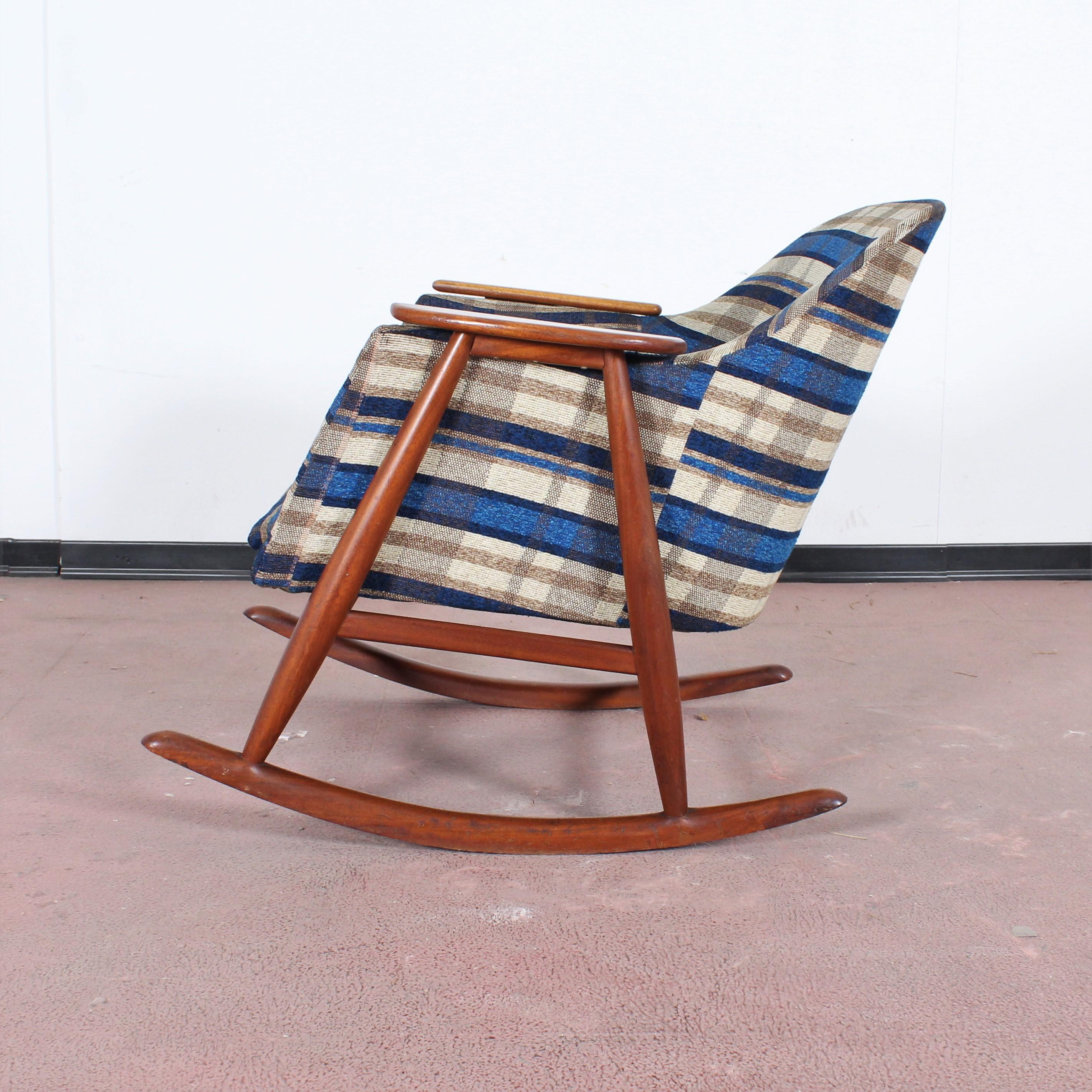 Midcentury G. Frattini Wooden Rocking Chair Tartan Fabric, Italy, 1960s 1
