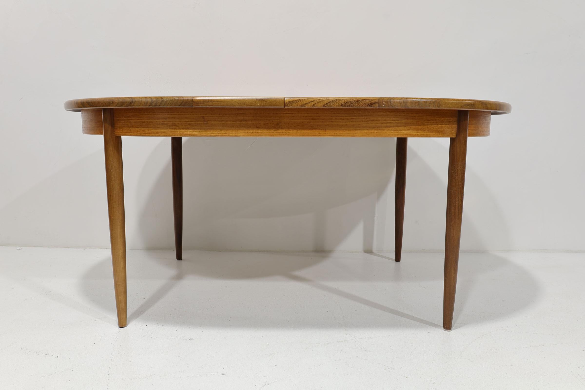 English Mid-Century G Plan Fresco Extendable Butterfly Leaf Teak Dining Table 1960s For Sale