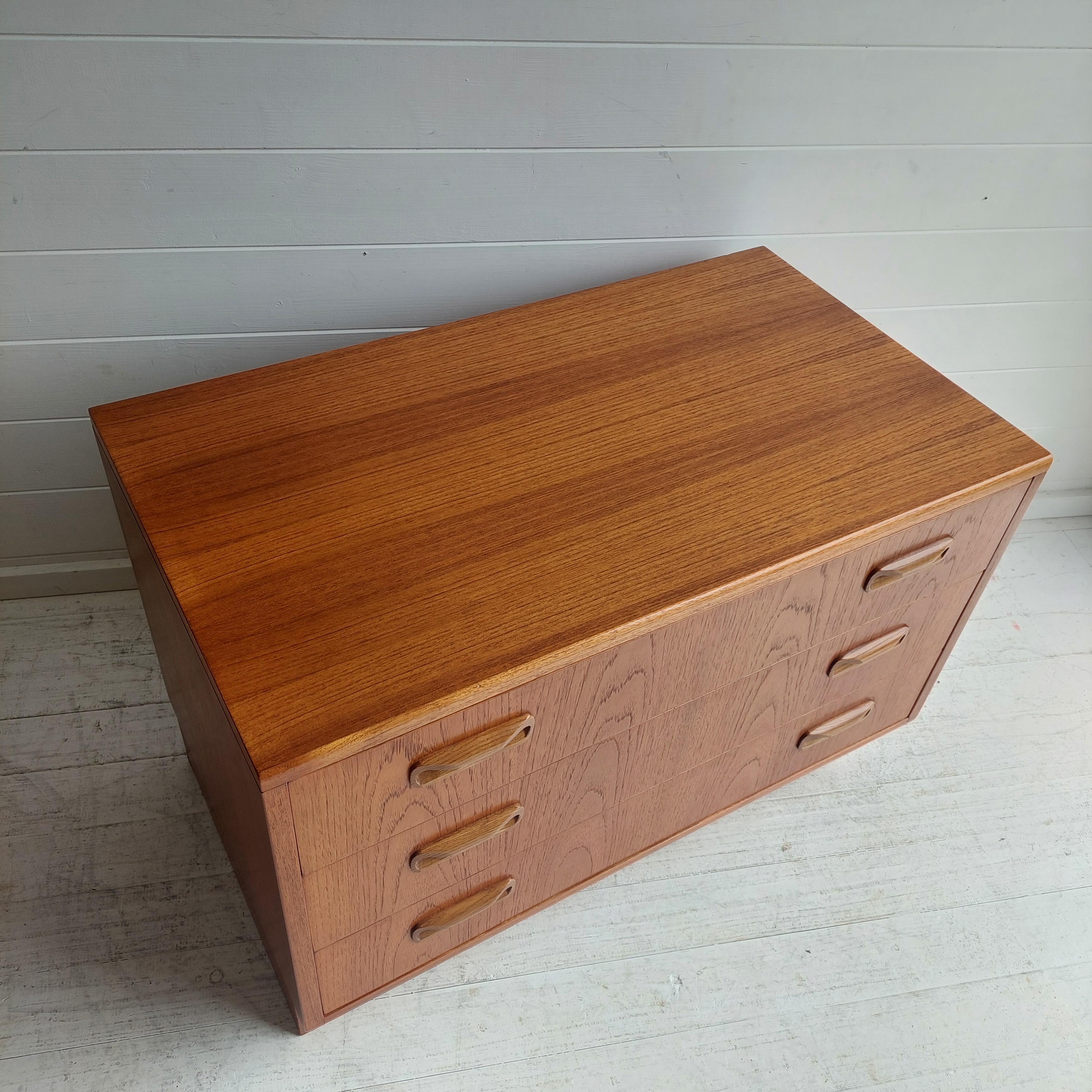 Mid Century  G Plan Fresco Teak Chest Of Drawers, 1960s In Good Condition In Leamington Spa, GB