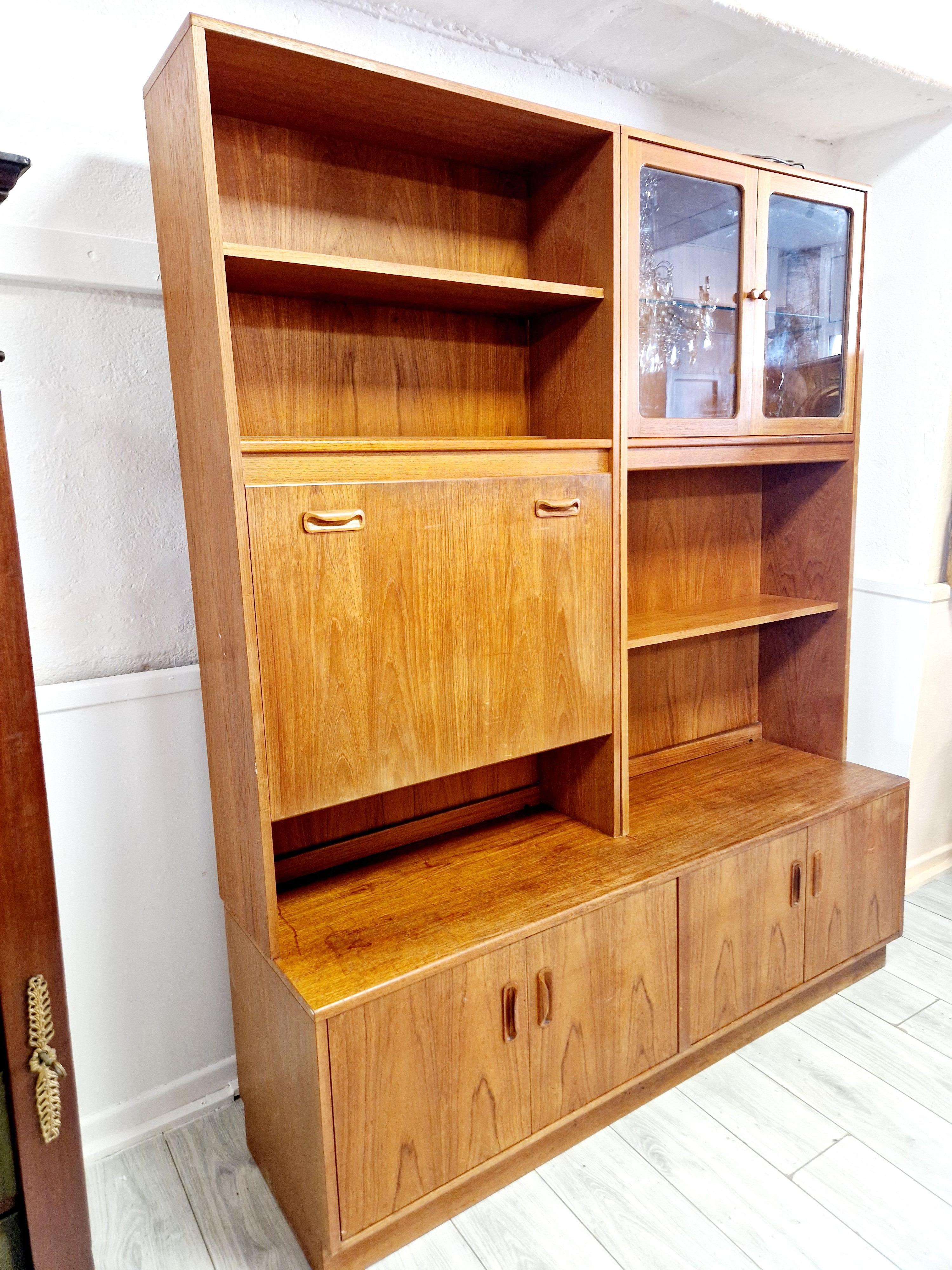 Buffet divisorio di metà secolo G-Plan Fresco in teak In condizioni buone in vendita a Buxton, GB