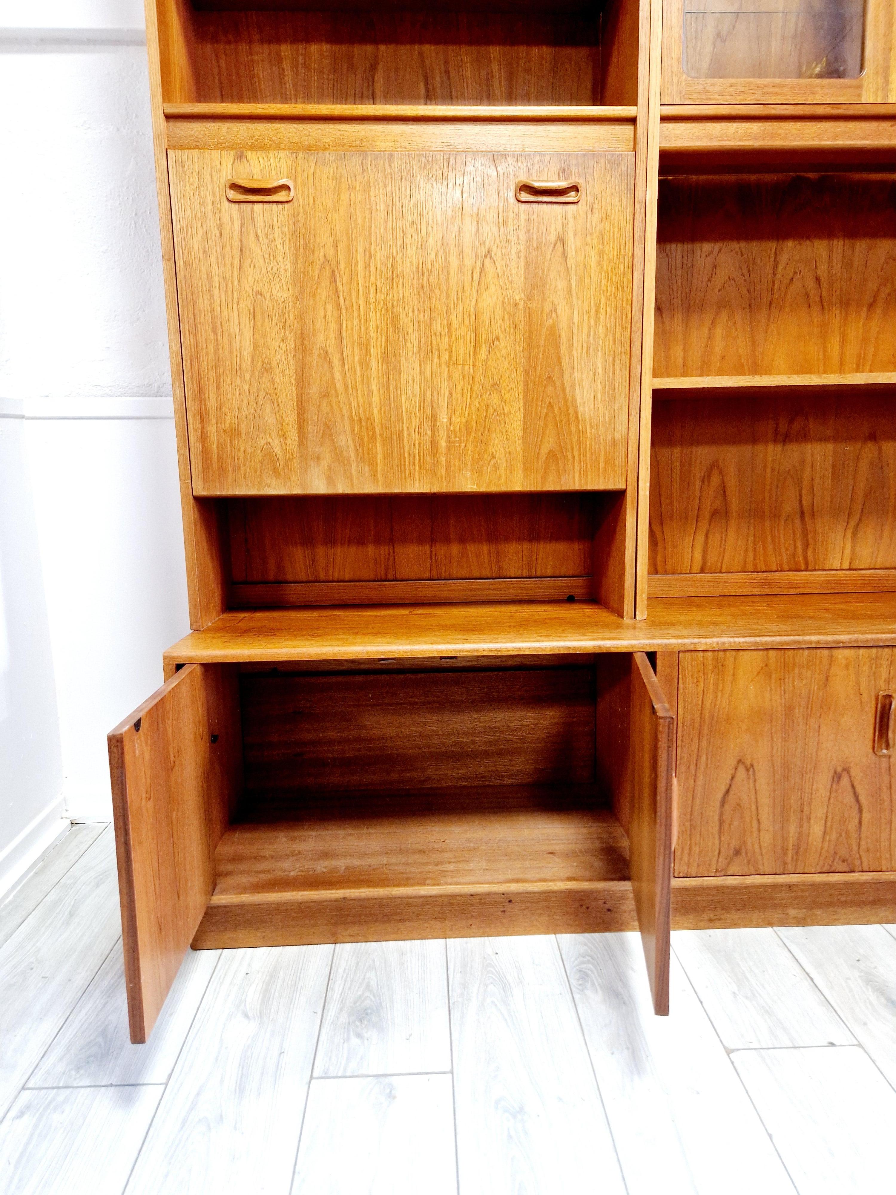 XX secolo Buffet divisorio di metà secolo G-Plan Fresco in teak in vendita