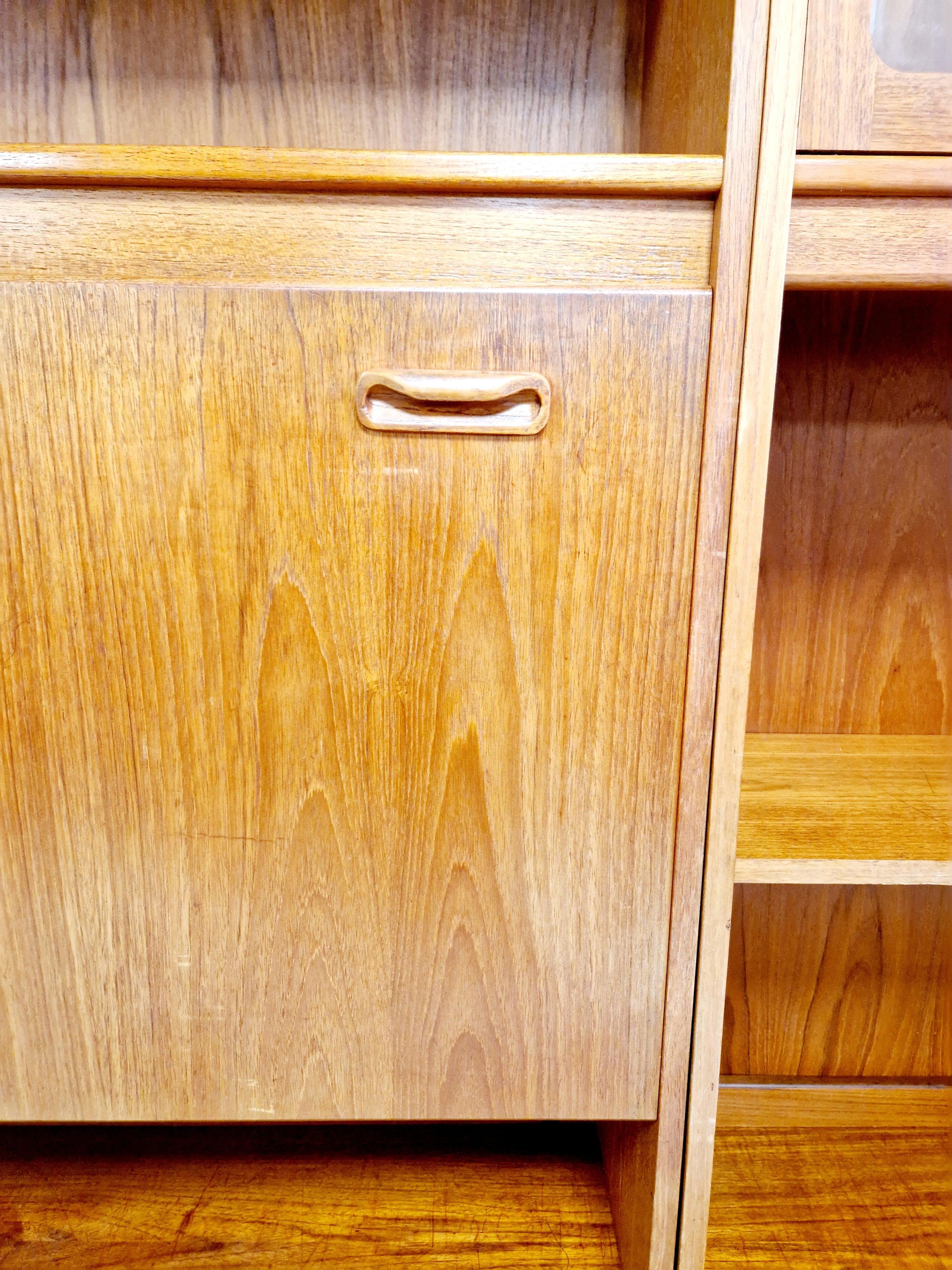 Buffet divisorio di metà secolo G-Plan Fresco in teak in vendita 1