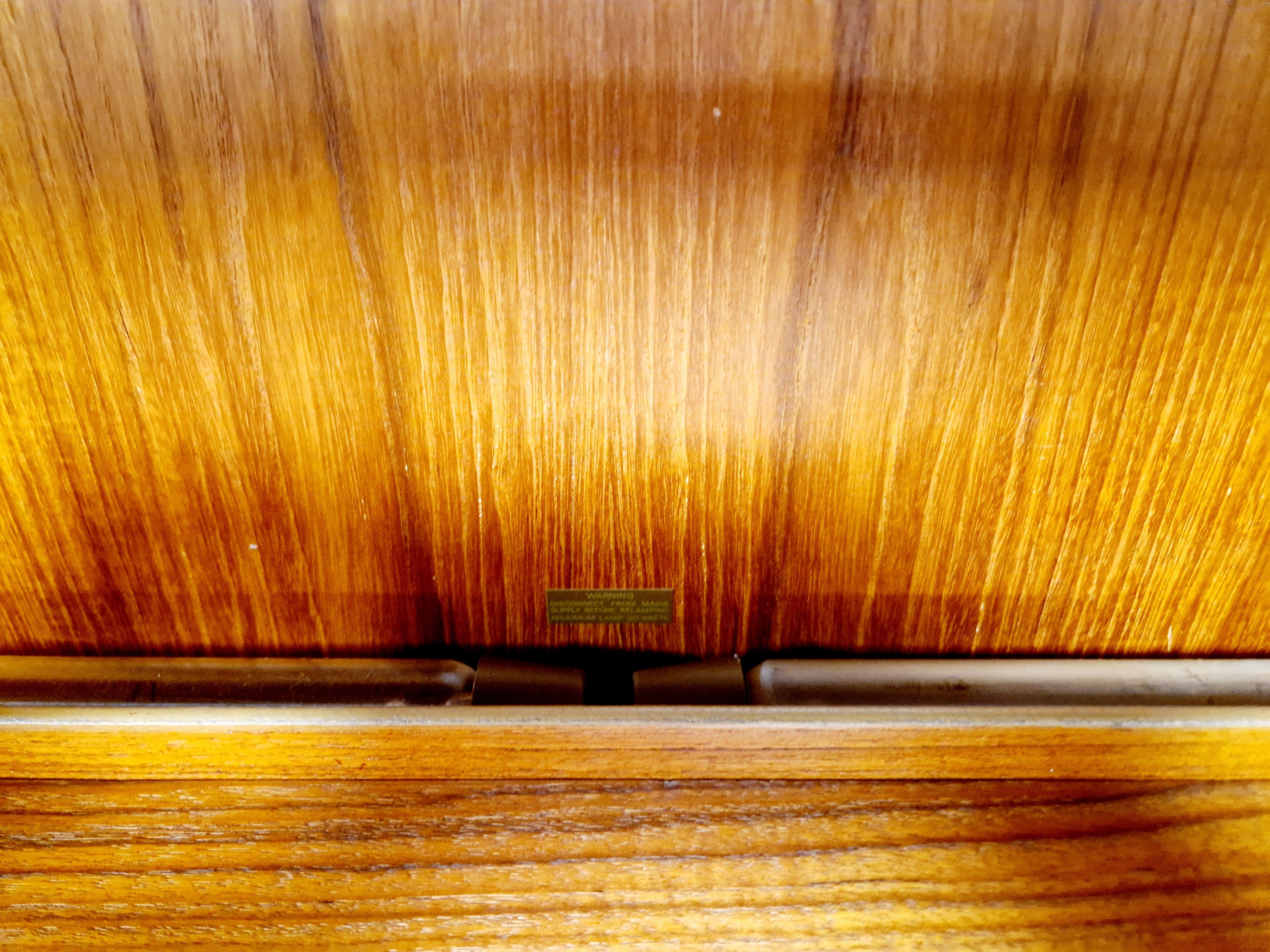 Buffet divisorio di metà secolo G-Plan Fresco in teak in vendita 2