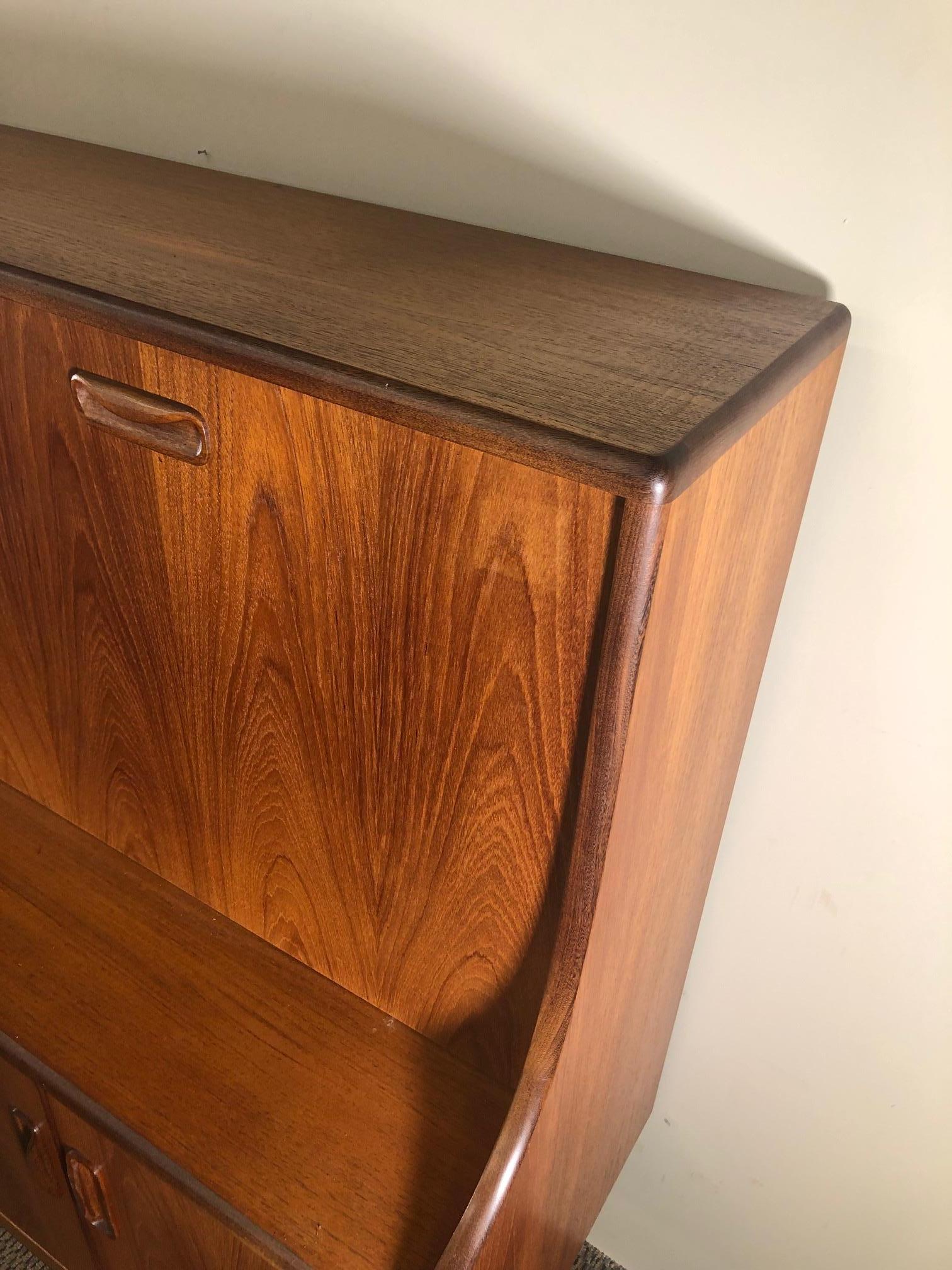 Midcentury G Plan Teak Highboard Credenza with Secretary or Bar For Sale 7