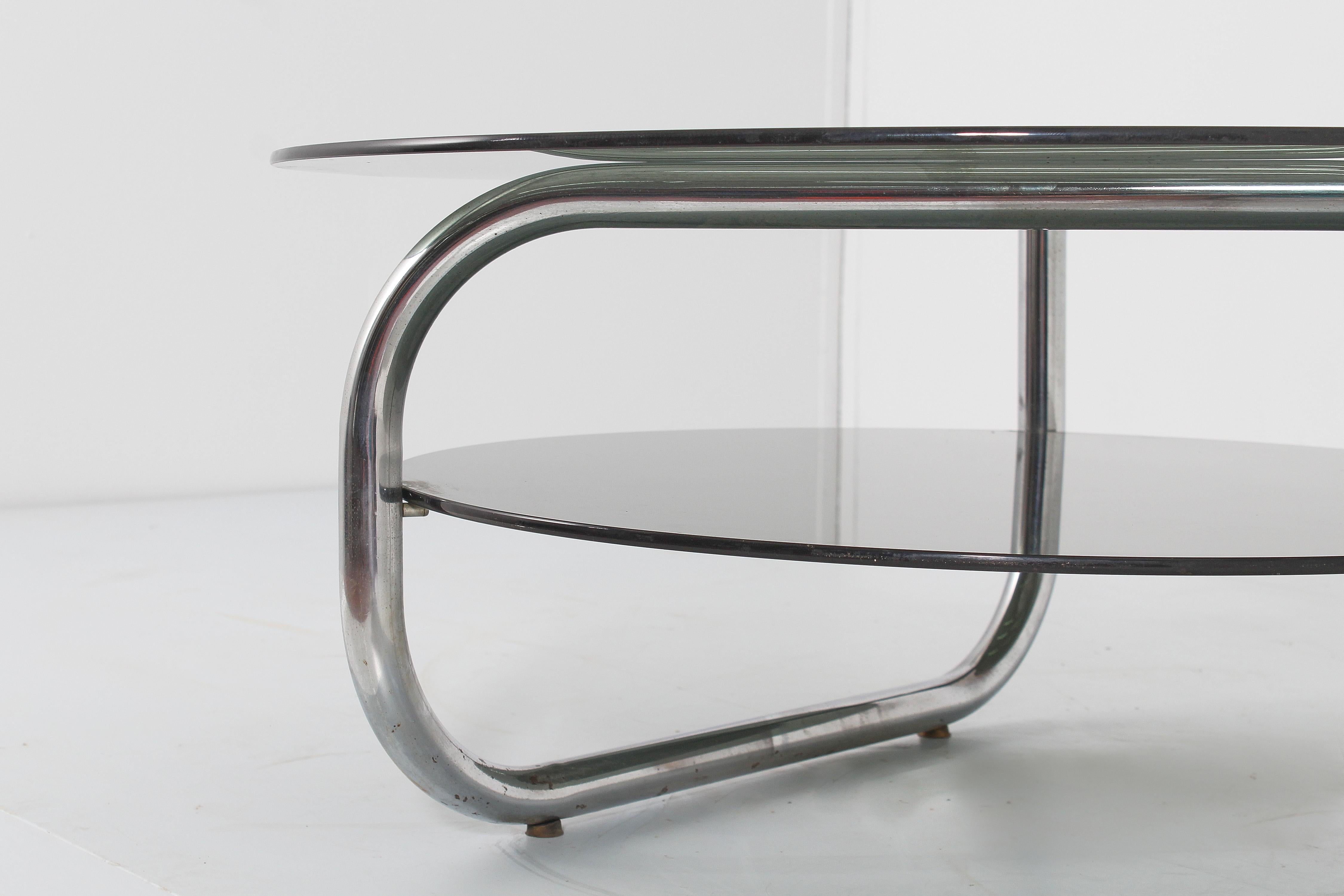 Mid-Century G. Reggiani Glass and Chrome Metal Round Coffee Table, Italy 70s For Sale 3