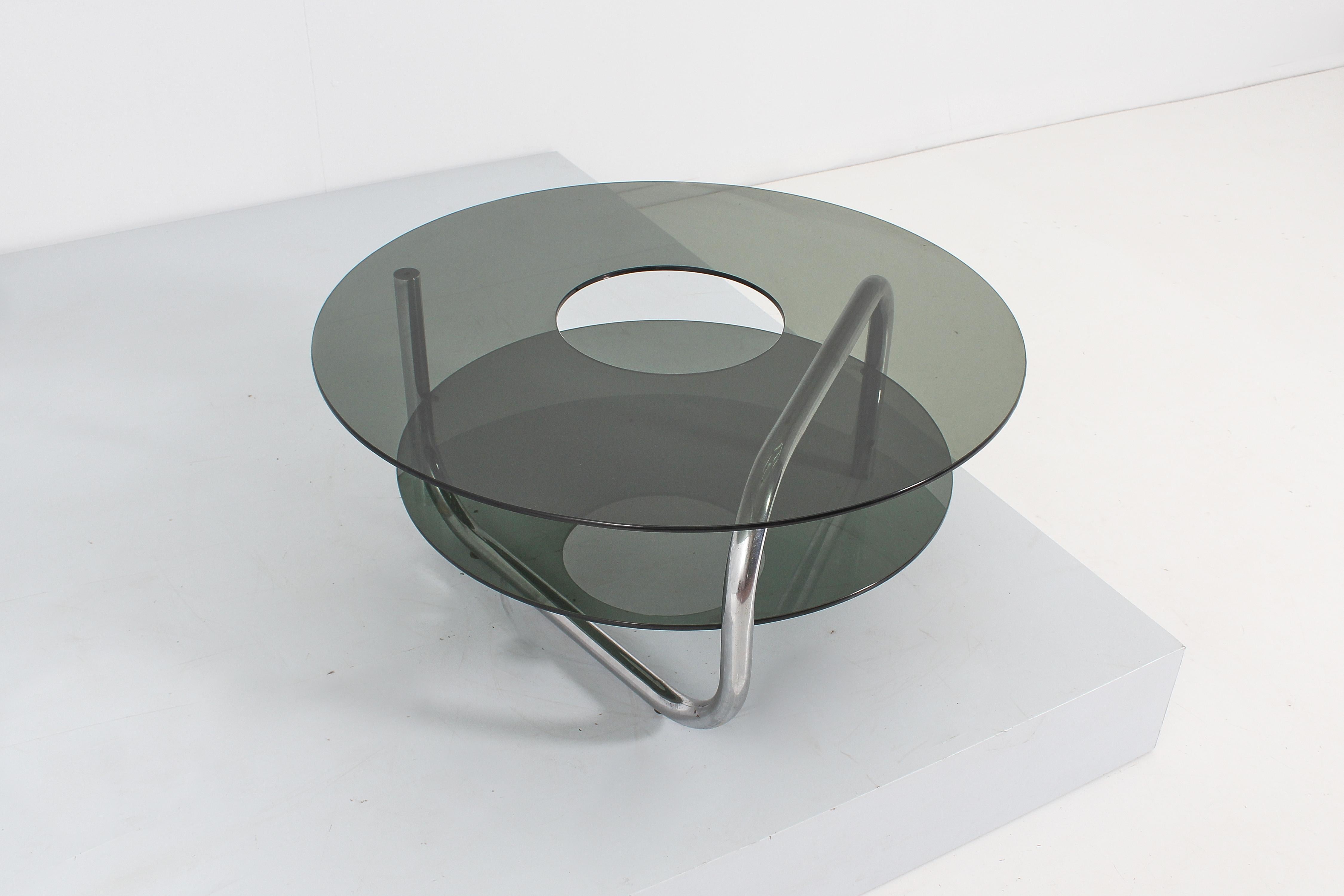 Table basse ronde en verre et métal chromé G. Reggiani du milieu du siècle, Italie, années 70 Bon état - En vente à Palermo, IT