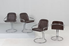 G. Rinaldi (attr) ensemble de 4 chaises en acier et cuir du milieu du siècle dernier, Italie, années 70