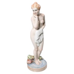 Figura desnuda femenina de porcelana de mediados de siglo G. Ronzan Manifactura italiana de 1950