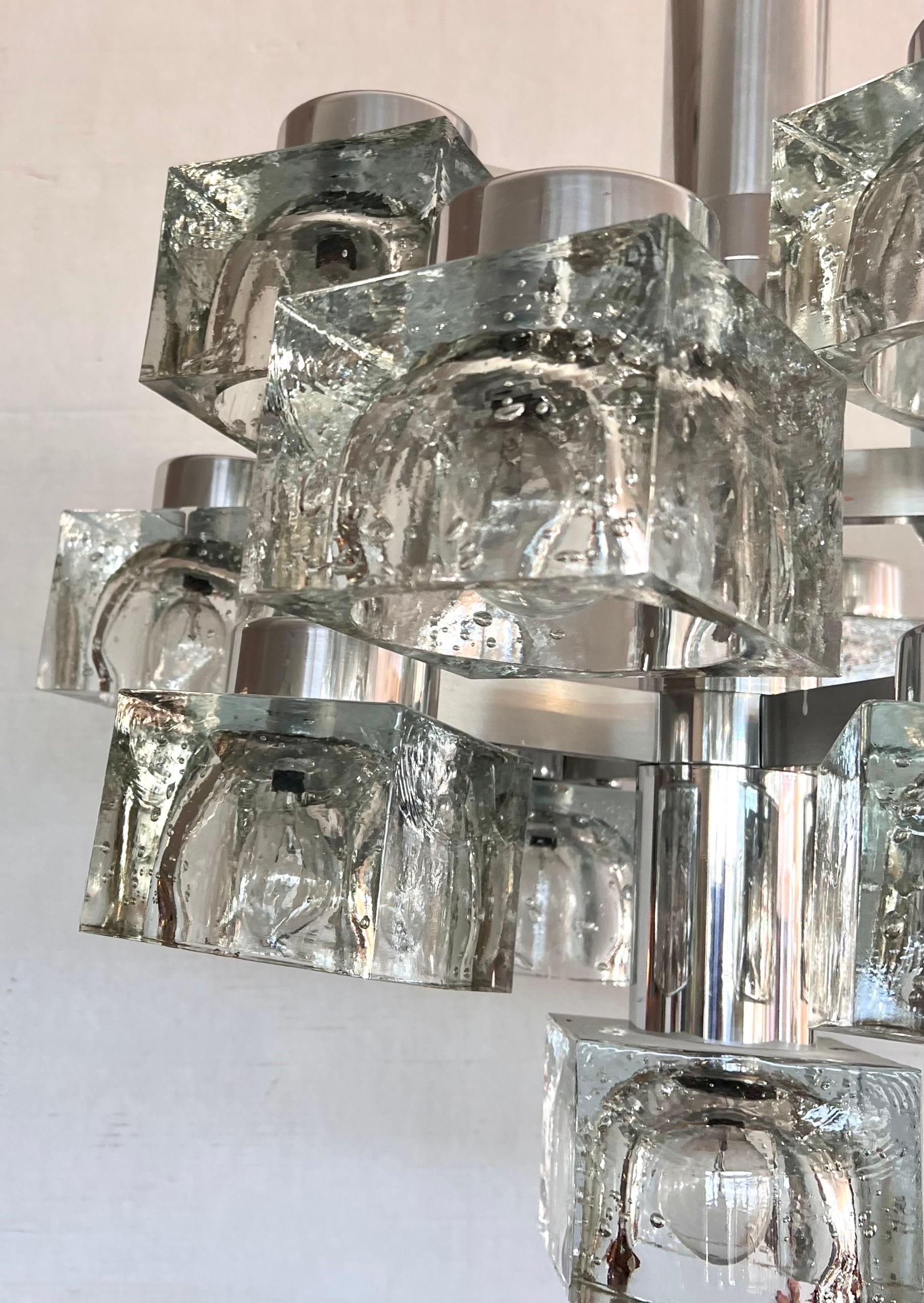 Mid Century Gaetano Sciolari for Lightolier Italian Ice Cube glass Chandelier In Good Condition In West Hartford, CT
