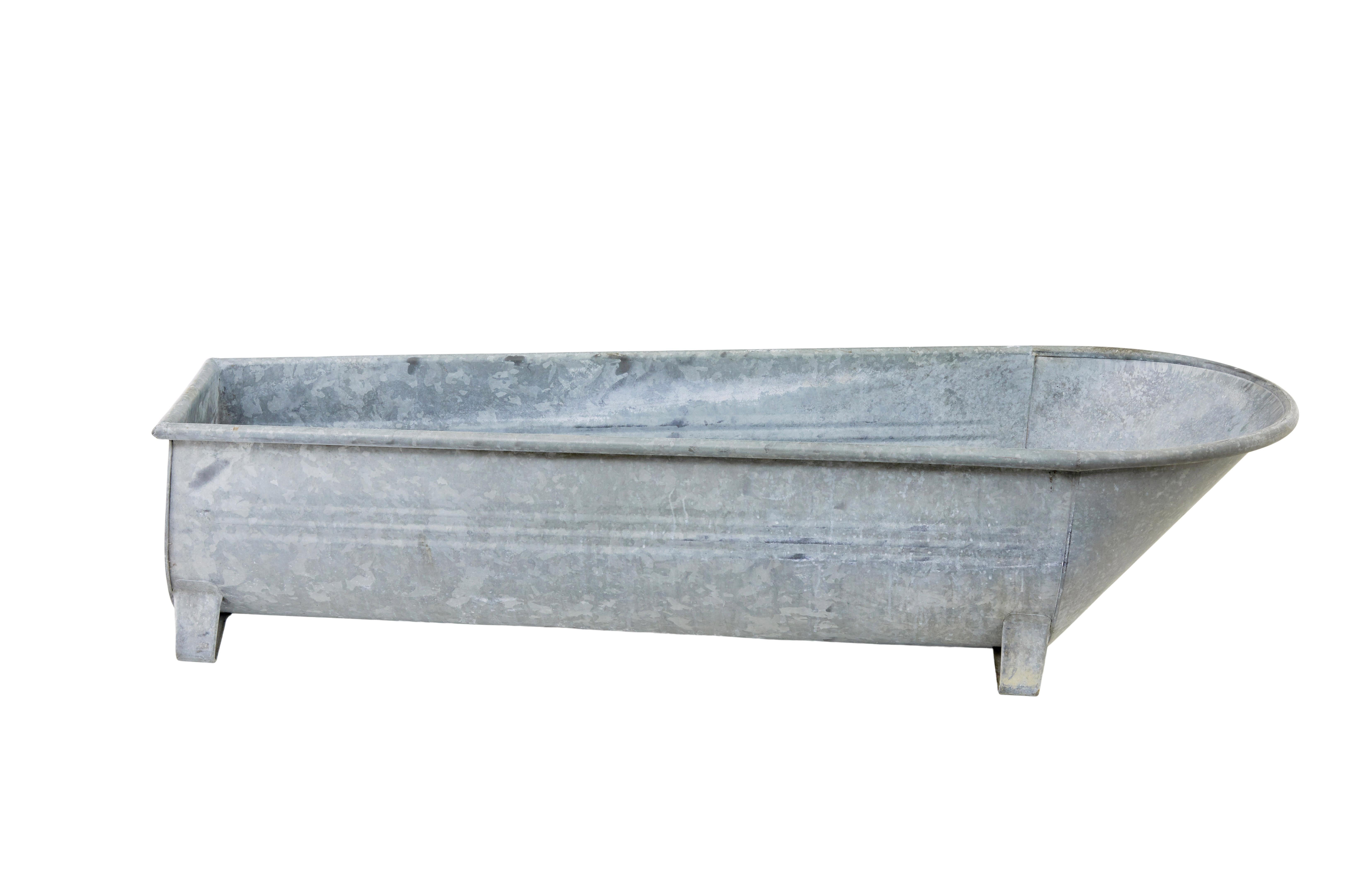 Galvanisiertes Blechbad aus der Mitte des Jahrhunderts (Schwedisch) im Angebot
