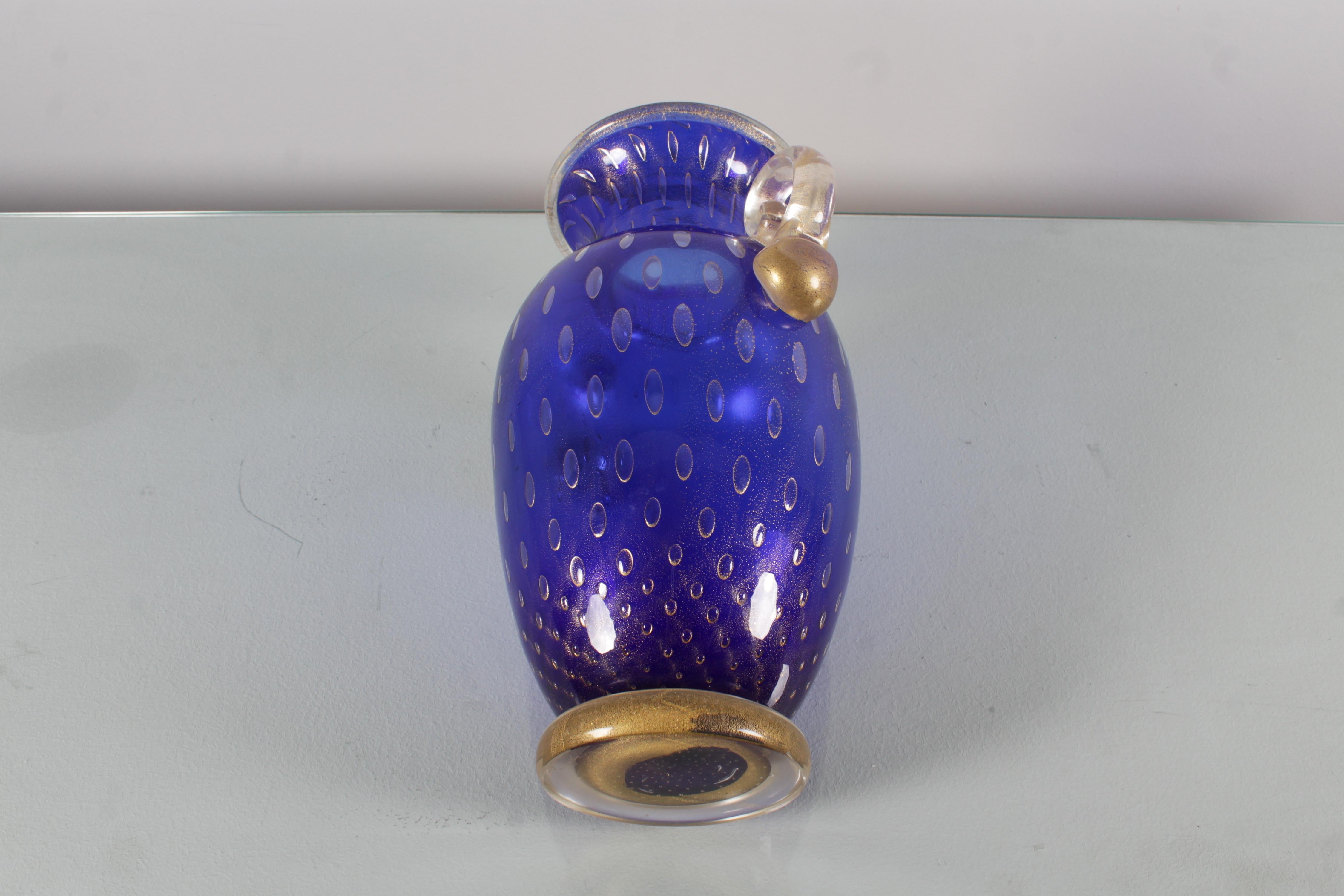 Mid-Century Gambaro & Poggi Blue and Gold Leaf Murano Glass Vase 70s Italy For Sale 6